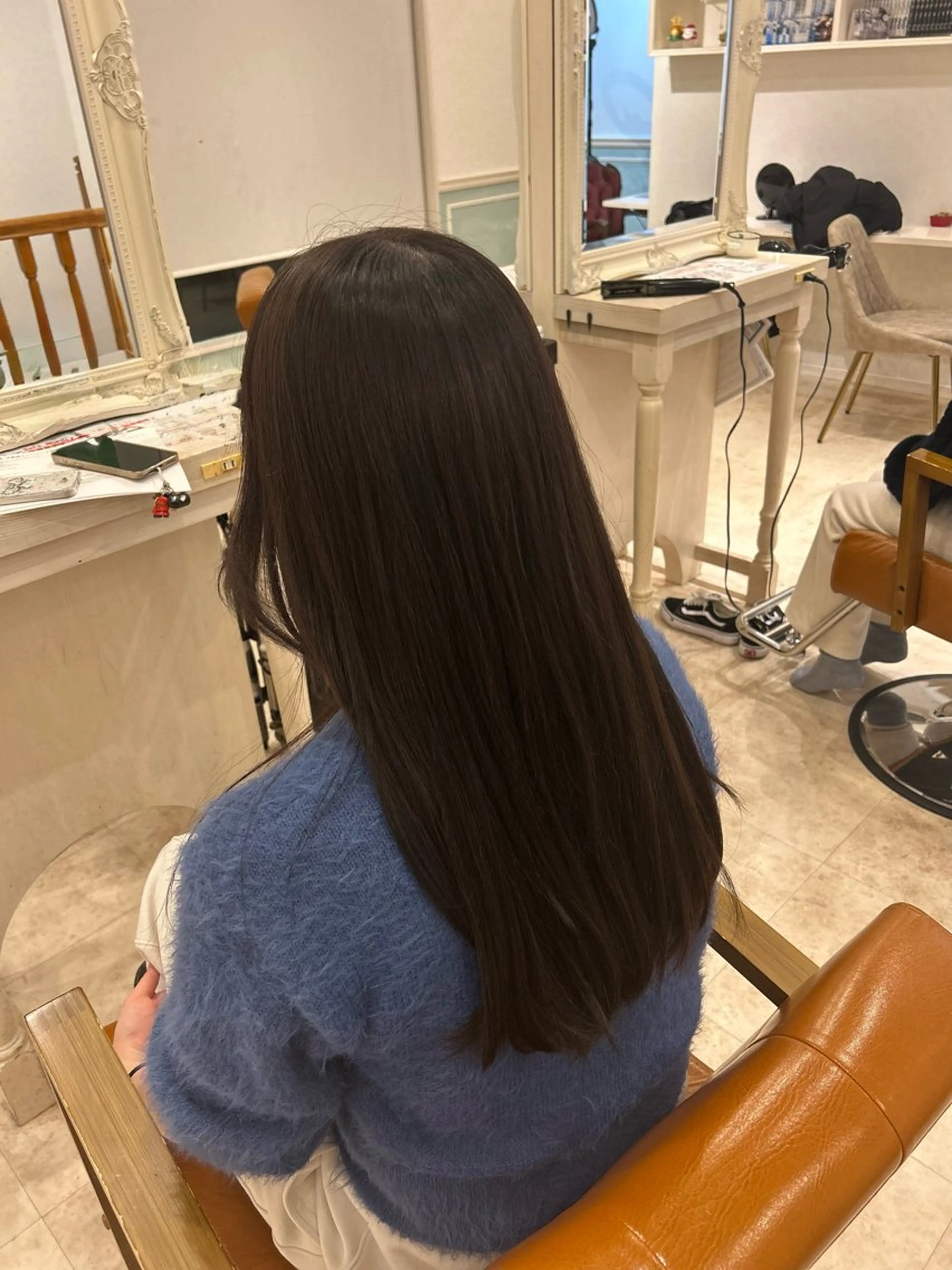 ロング カラー 岩崎 玲花のヘアスタイル
