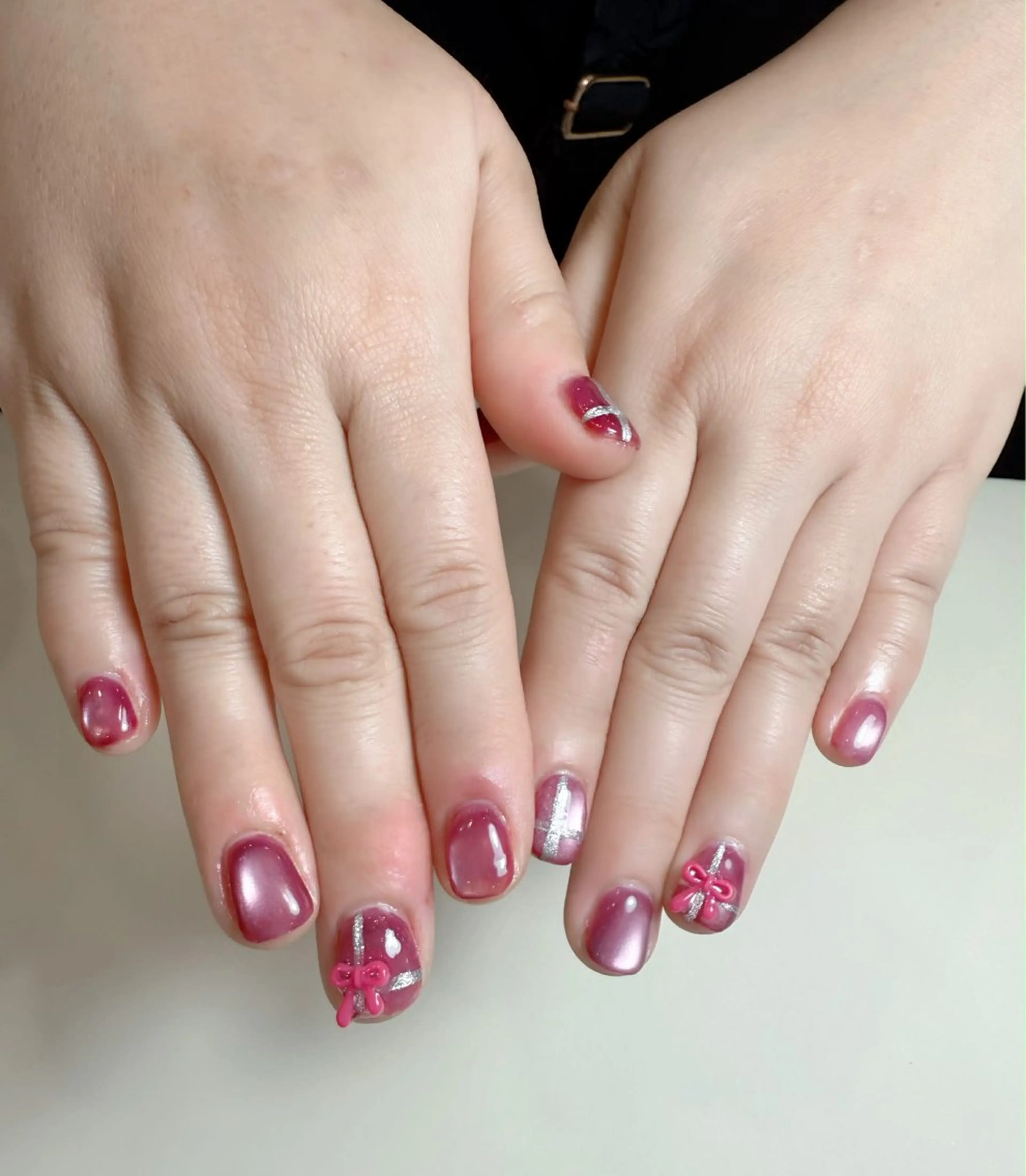 ネイル バラ ばらのネイルデザイン