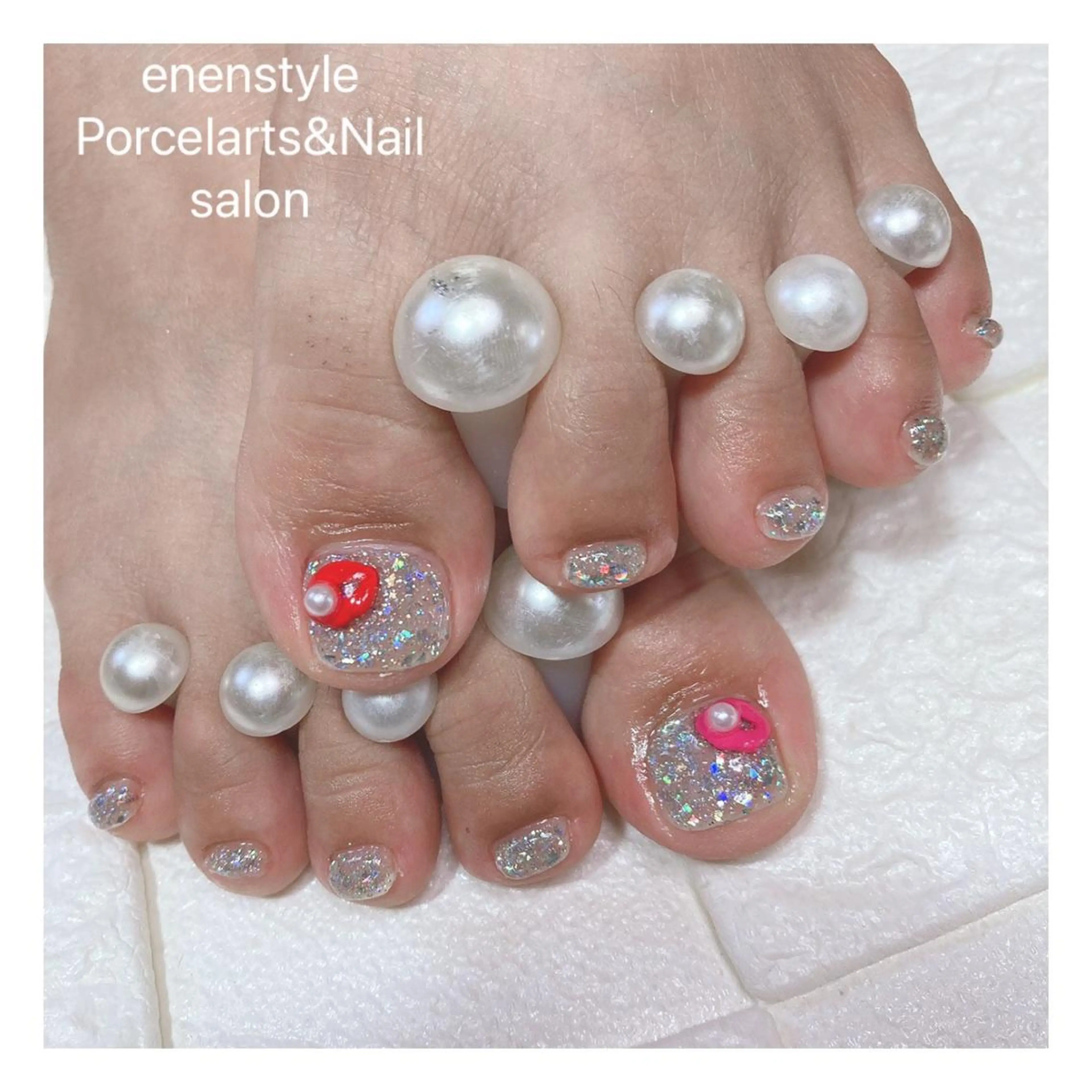ミディアム ネイル ハンドネイル フットネイル 👑enen style👑のネイルデザイン