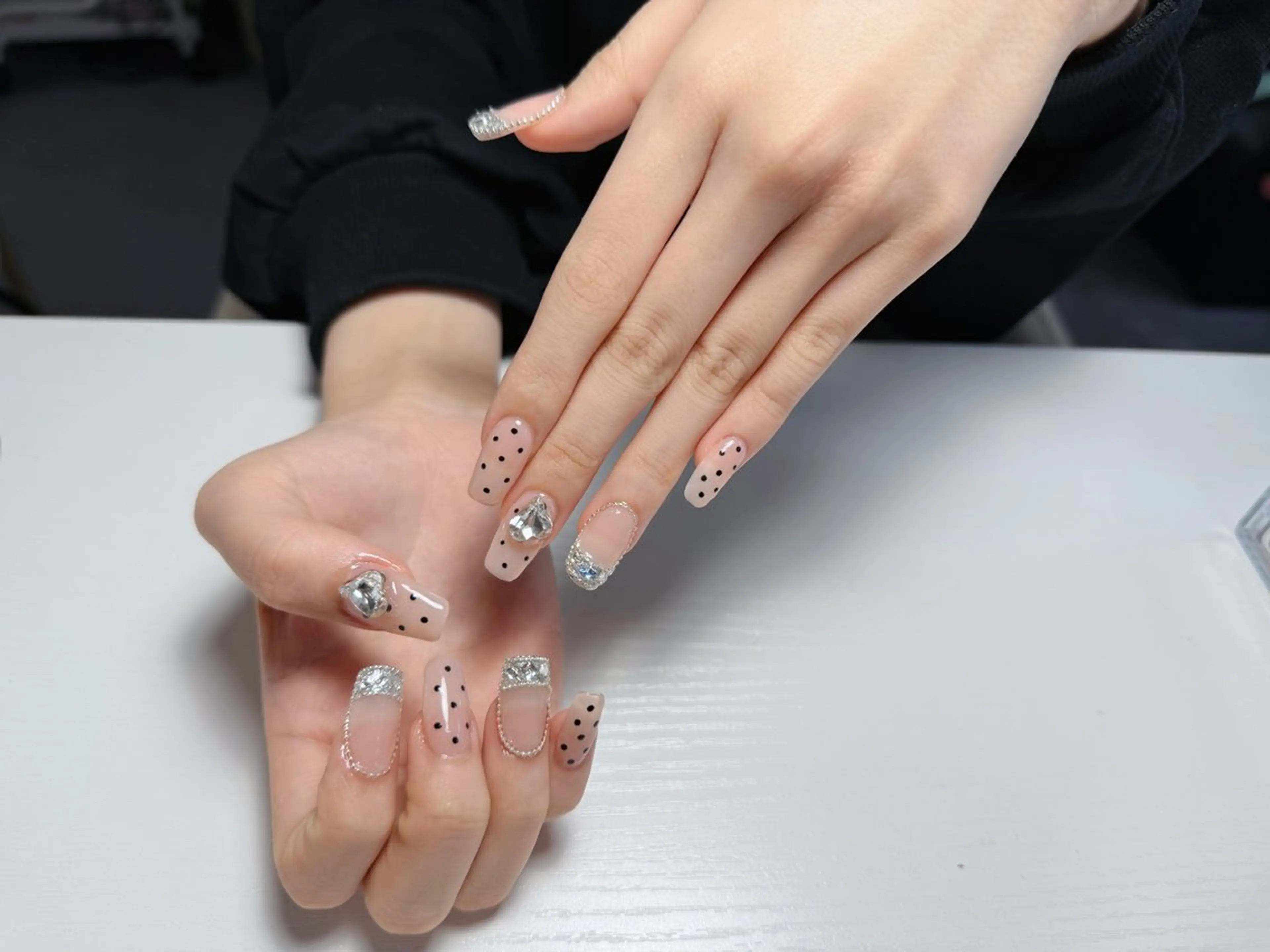 ロング ハンドネイル ・ タオのその他イメージ