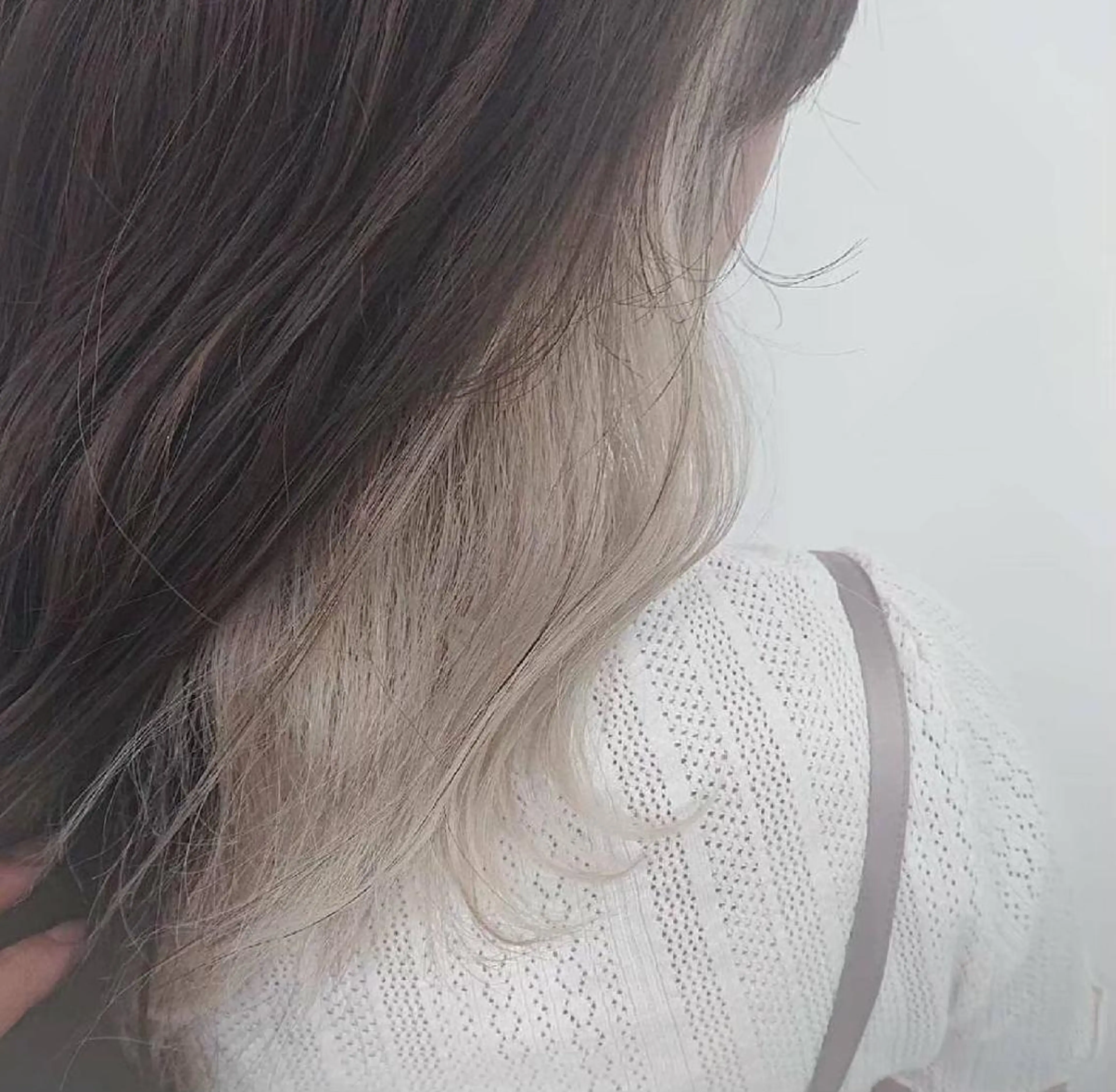 セミロング カラー パーマ ヘアアレンジ ネイル マツエク・マツパ アイブロウ ショートボブ セミロングパーマ バレイヤージュ ブリーチ ケアブリーチ カラー特化サロン大阪 ルービック江坂/新城のヘアスタイル