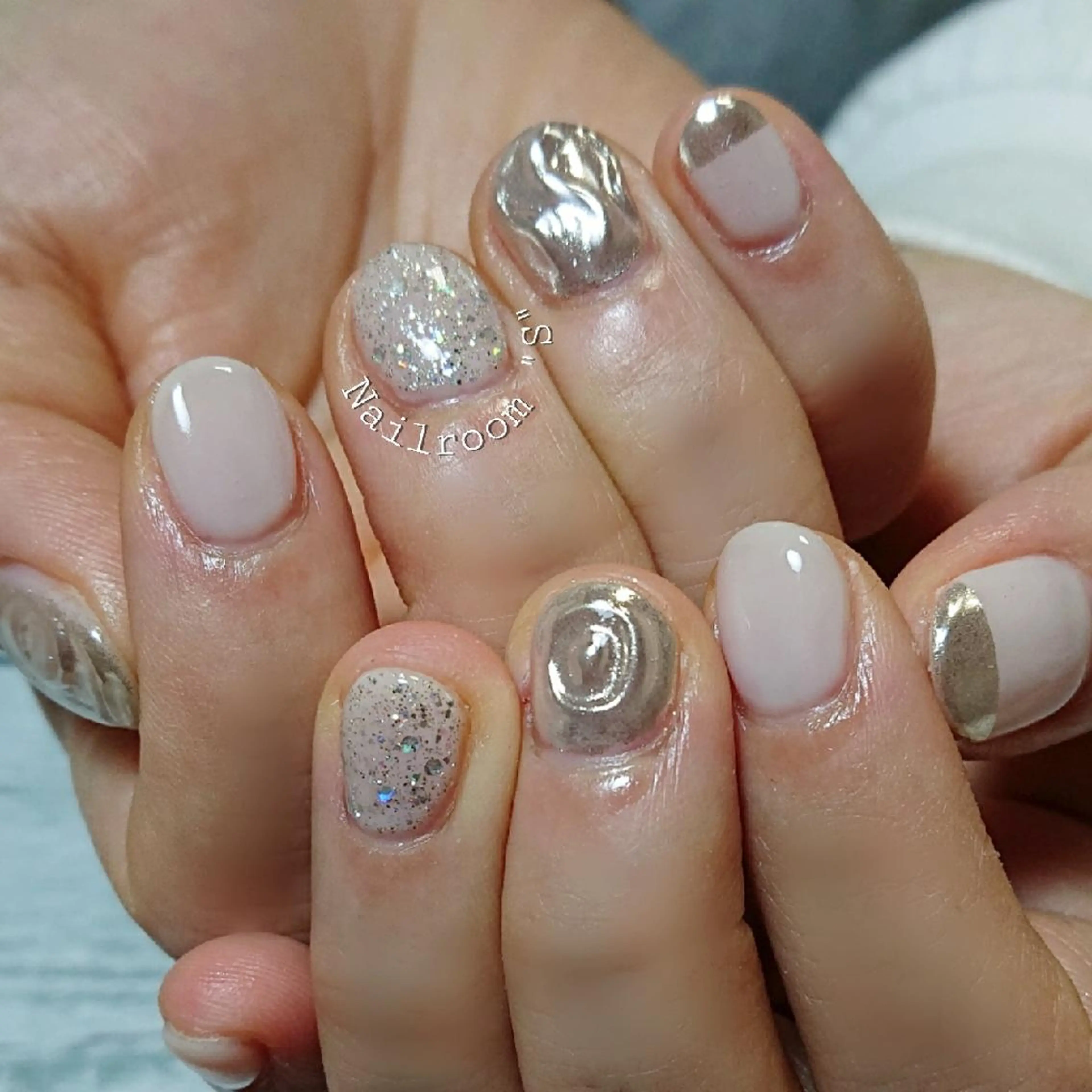 ネイル アートネイル 成人式 ミラーネイル Nail room  "S"  SAKAIのネイルデザイン