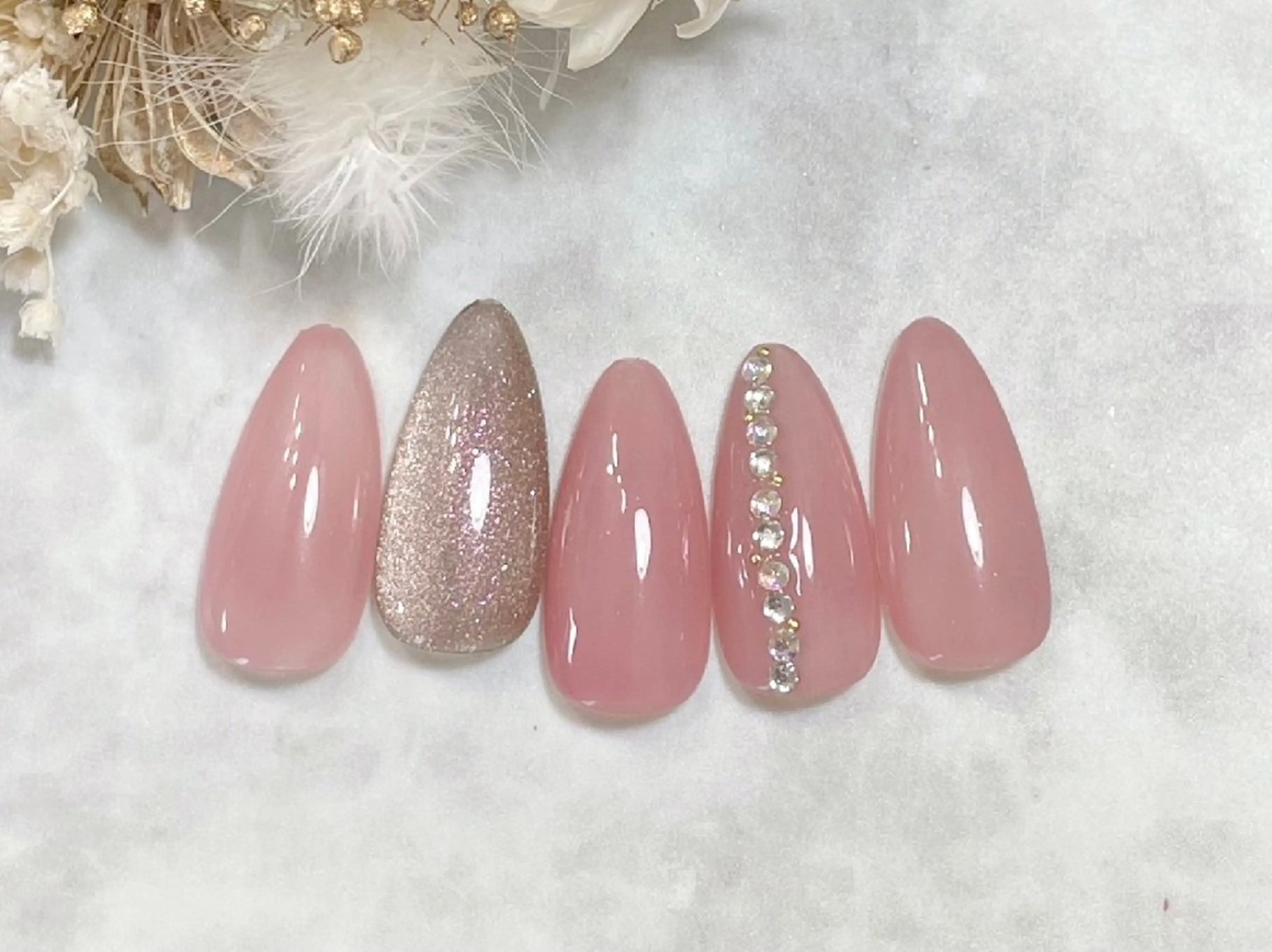 ネイル アートネイル フレンチネイル ジェルネイル ガラスフレンチ ハート ハンドネイル Nailsalon Merci東中野のネイルデザイン