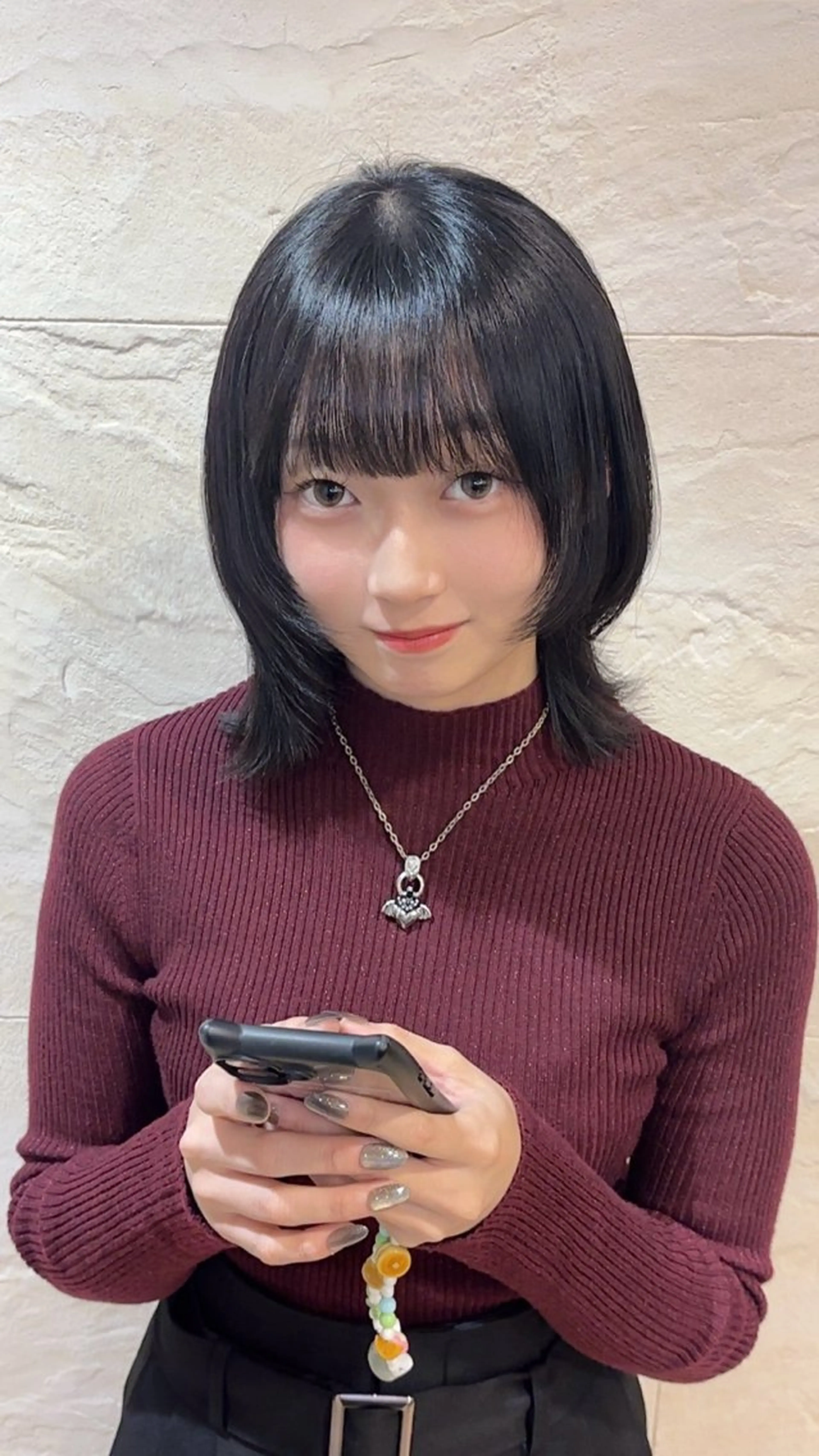 ミディアム ウルフカット 小林 祐月のヘアスタイル