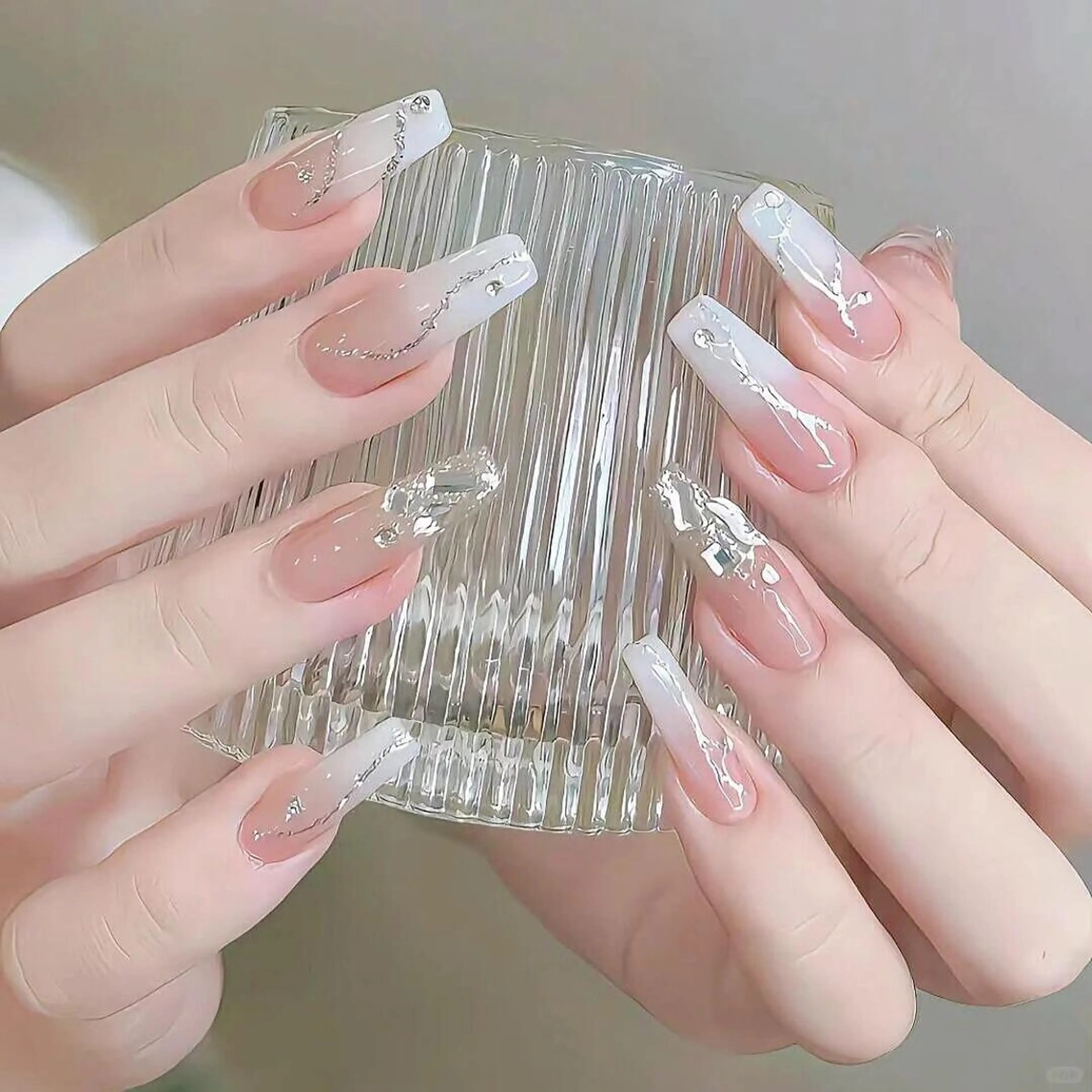 ネイル ハンドネイル ハンドケア 🌻Jr.FANS NAIL池袋店🌻のネイルデザイン