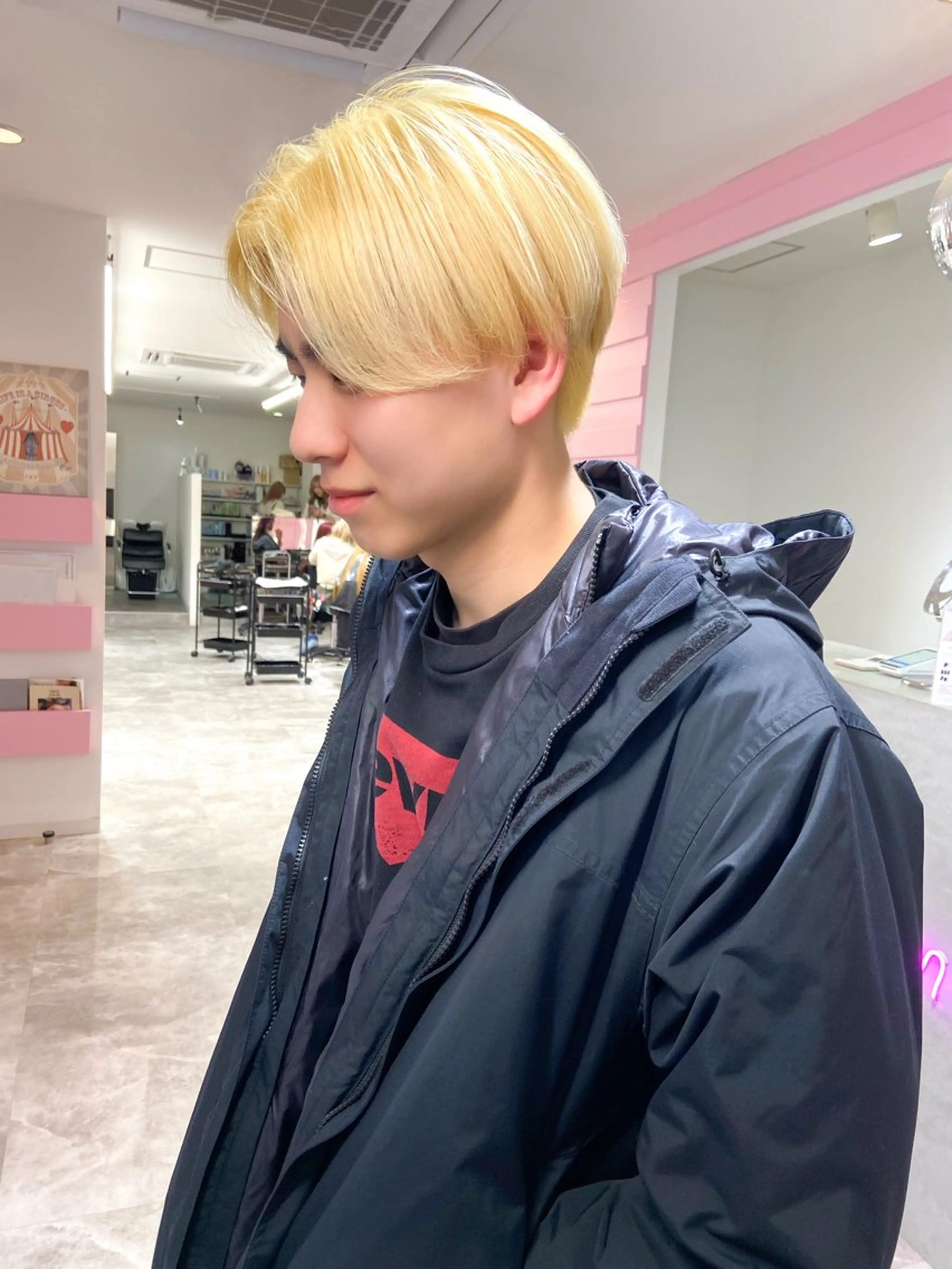 ショート メンズ メンズブリーチ メンズハイトーン 似合わせ暖色のプロ/ ニュアンスカラー🍊のヘアスタイル