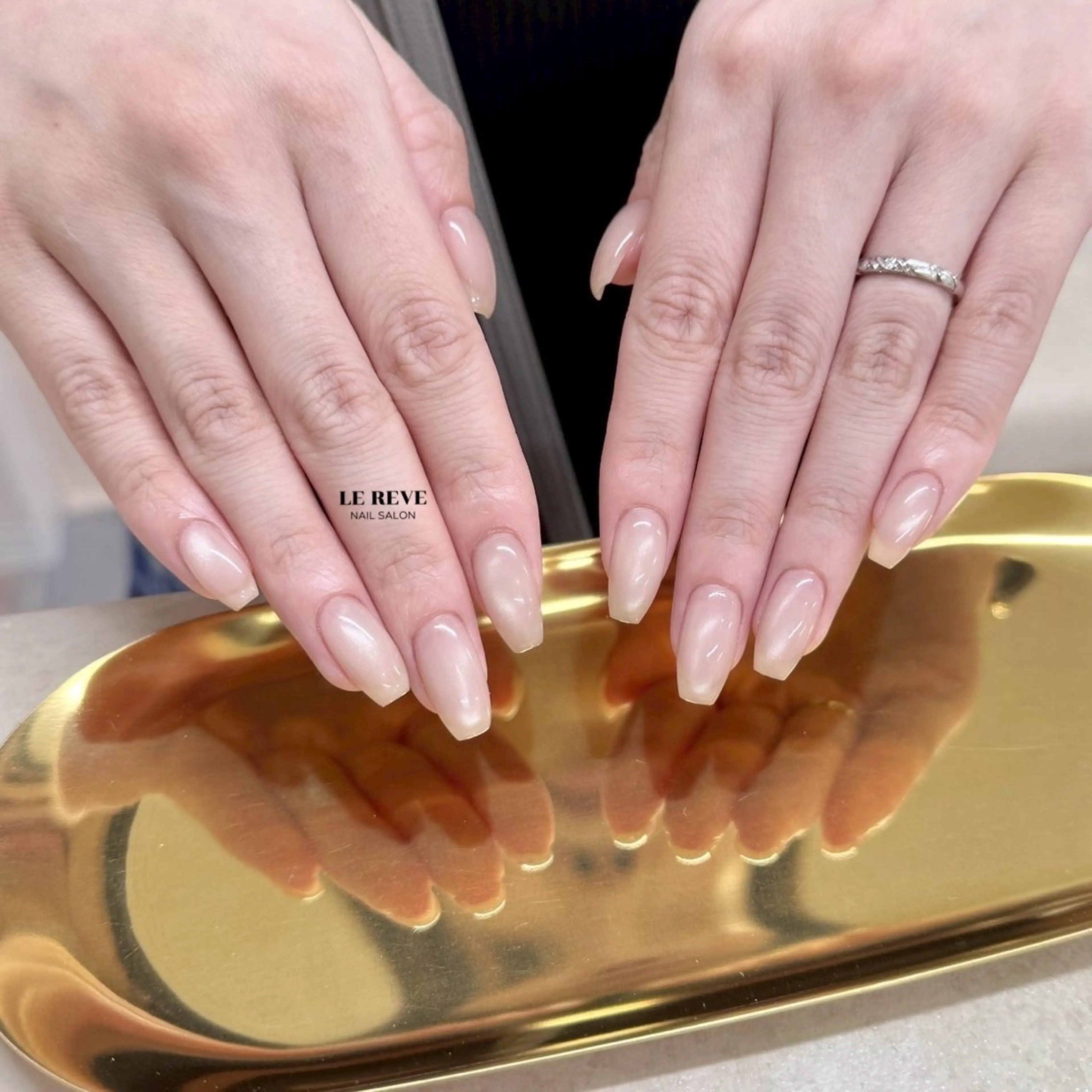 ネイル 韓国ネイル ニュアンスネイル シンプルネイル 夏ネイル ワンホンネイル ハンドネイル LE REVE nailsalonのネイルデザイン