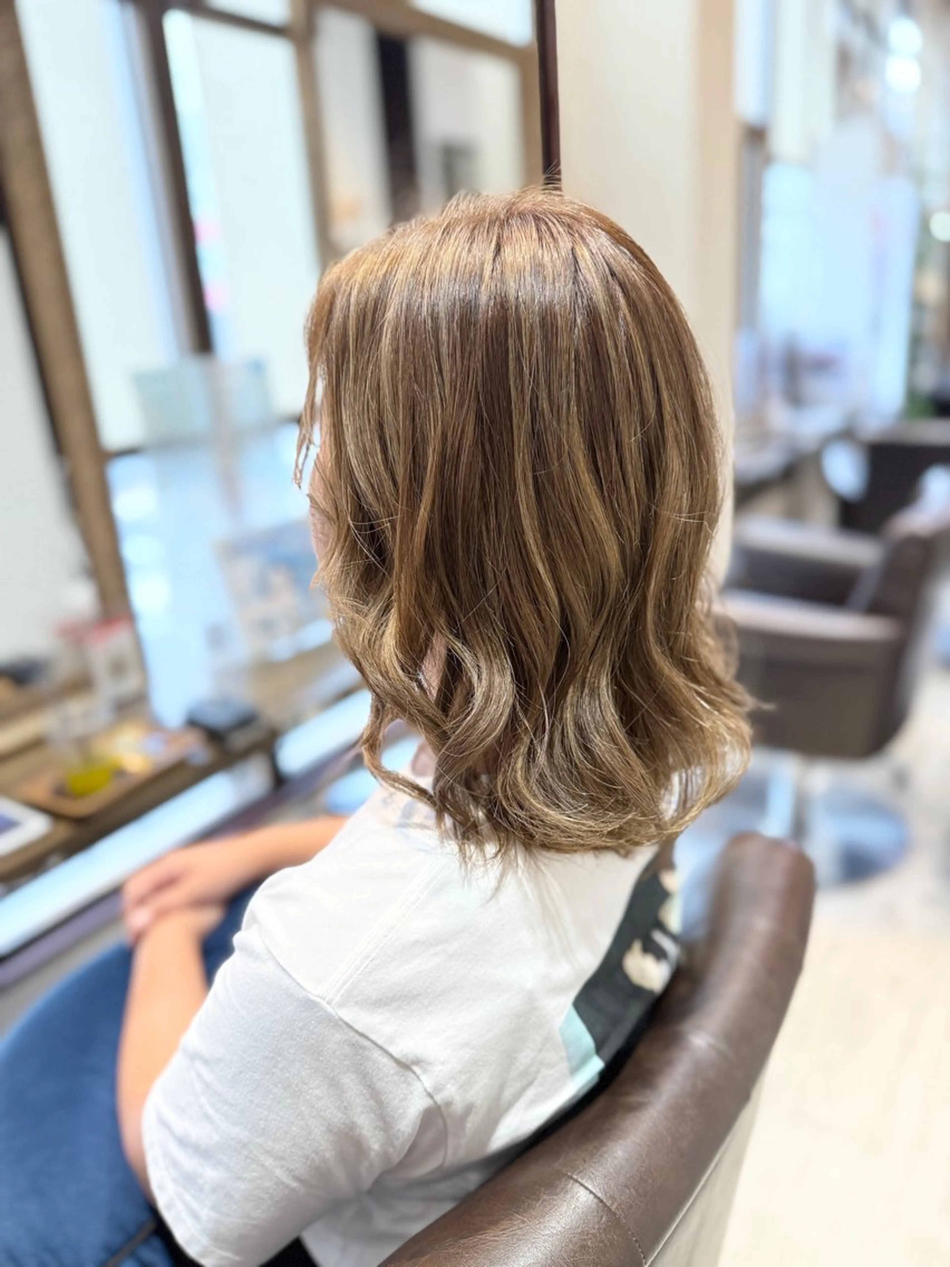 カラー ベージュカラー 透明感カラー ハイライトカラー カット ヘアカラー ハイトーン✨ブリーチ ✨スパ得意✨ミヤタのヘアスタイル