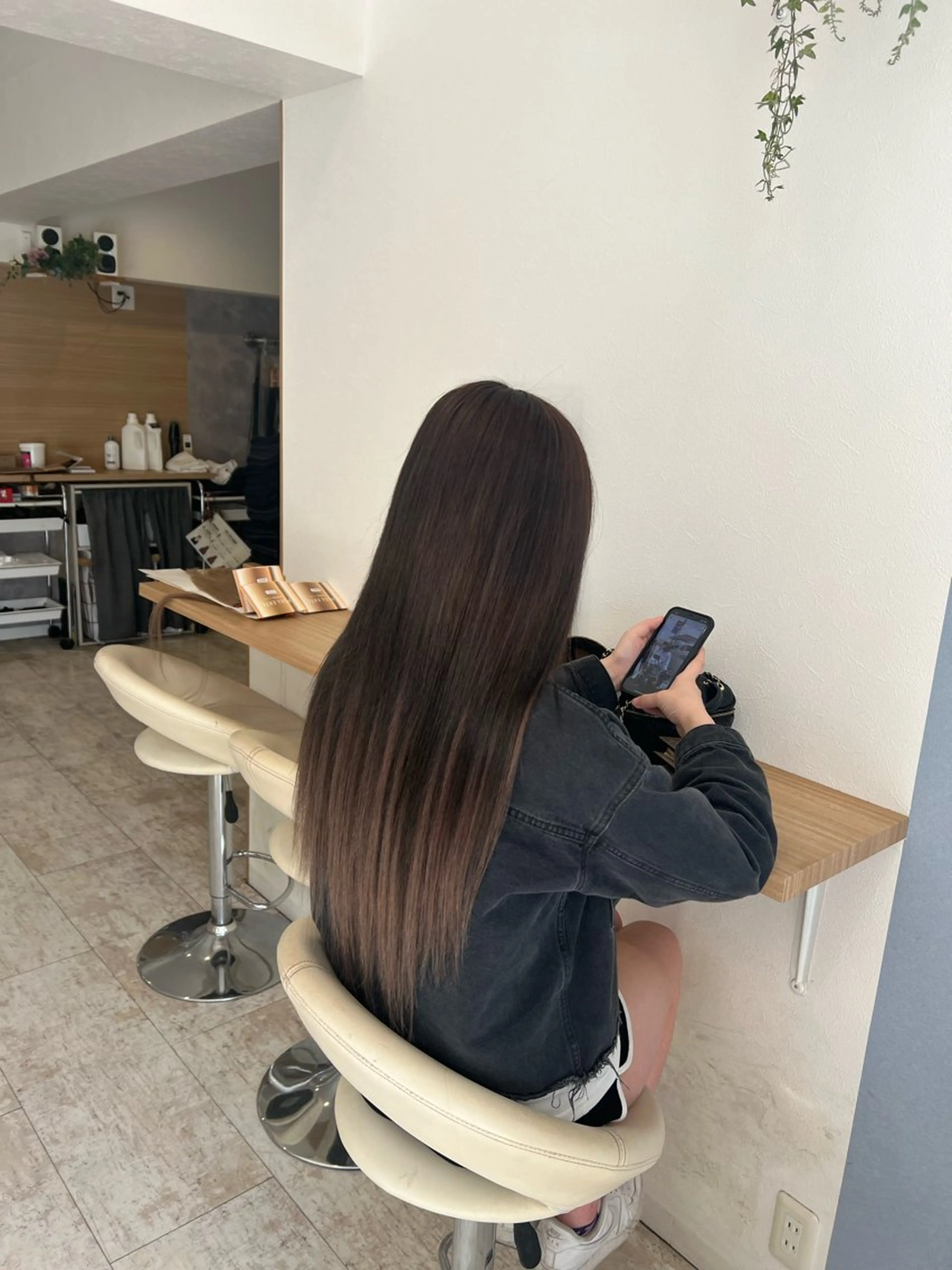 ロング ヘアカラー エクステ マテリアル 中央駅店のヘアスタイル