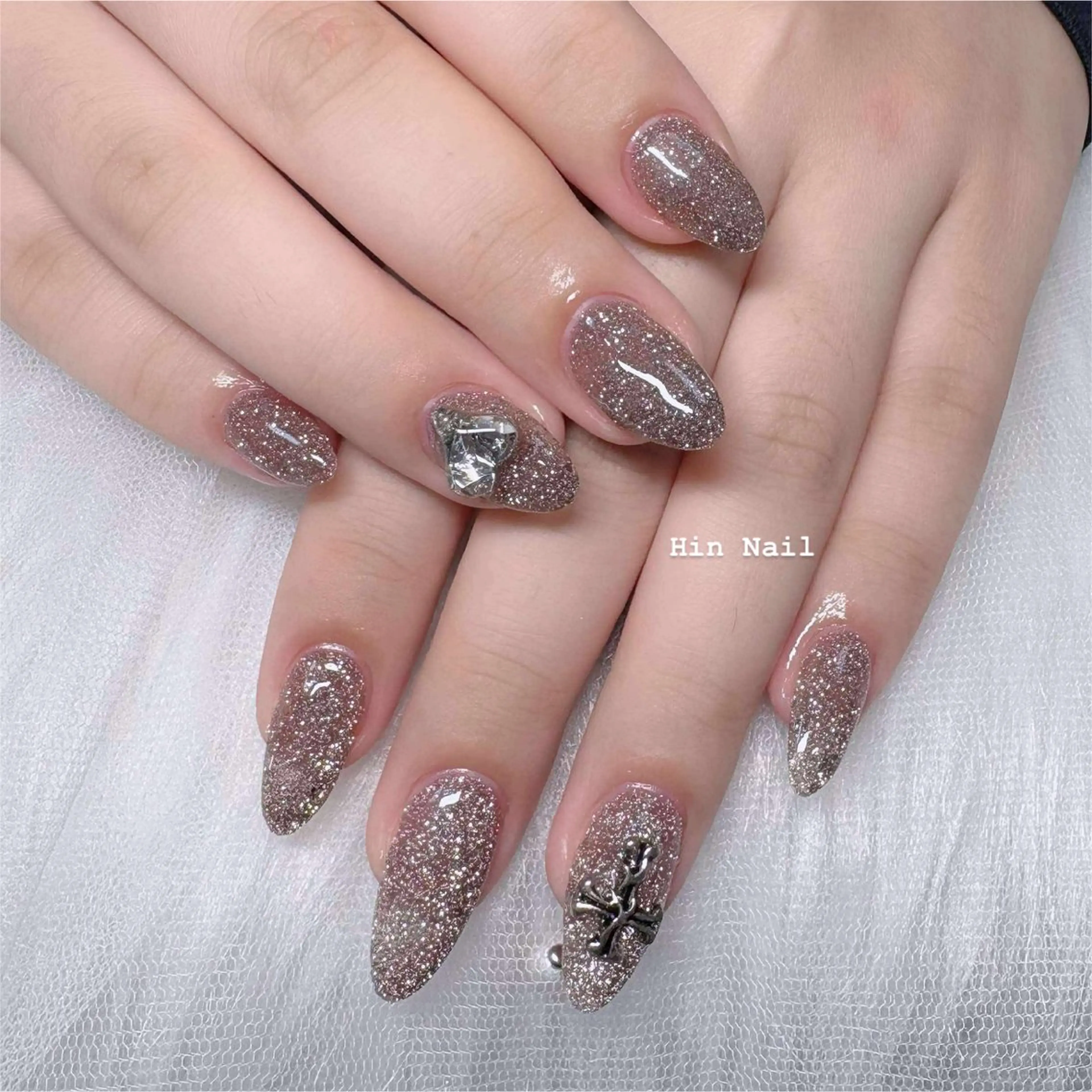 ネイル ハンドネイル HIN NAILのネイルデザイン