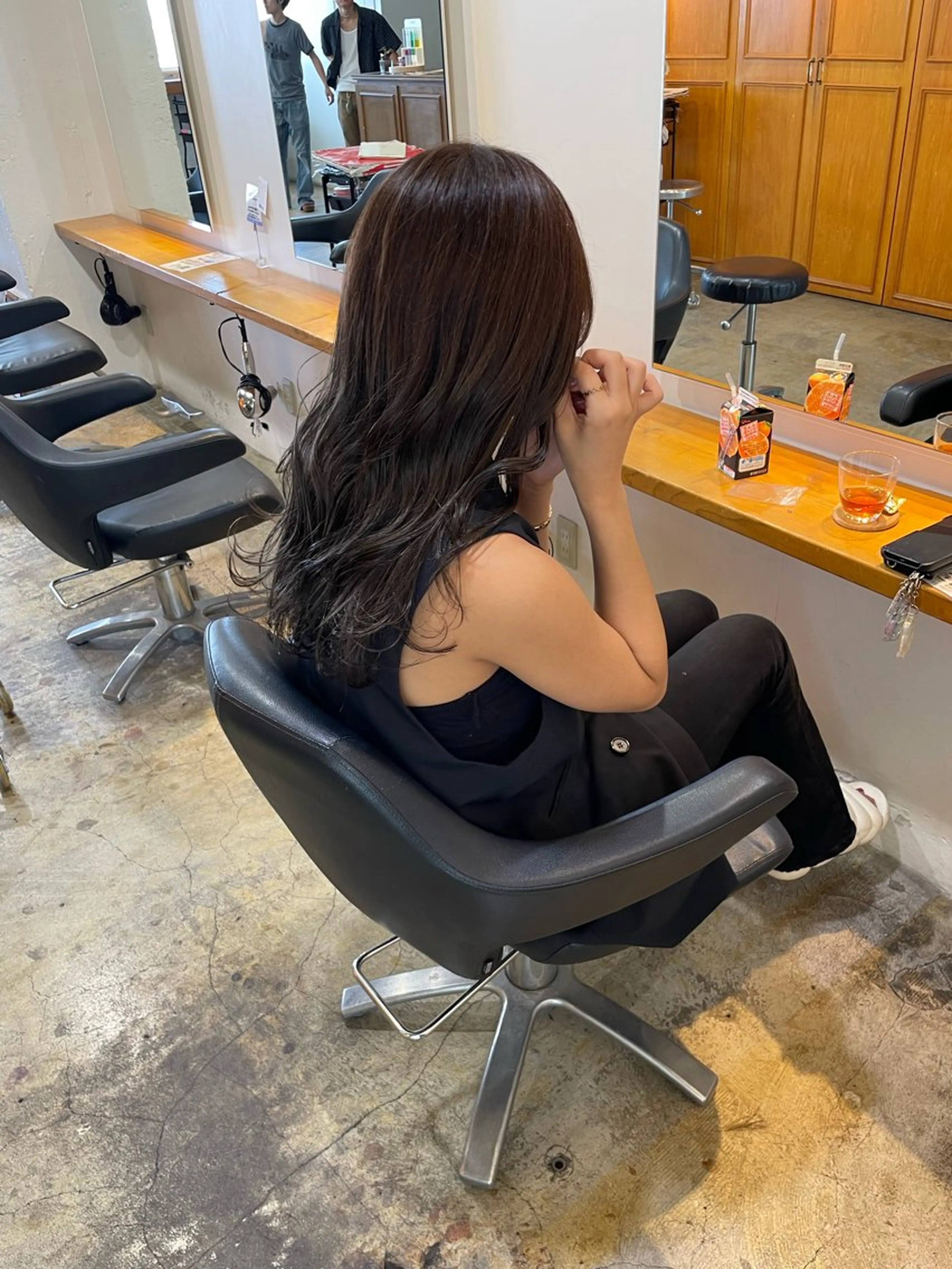 ミディアム カラー グレージュ カット ヘアカラー トリートメント MIOベージュカラー 柔らかいカラーのヘアスタイル