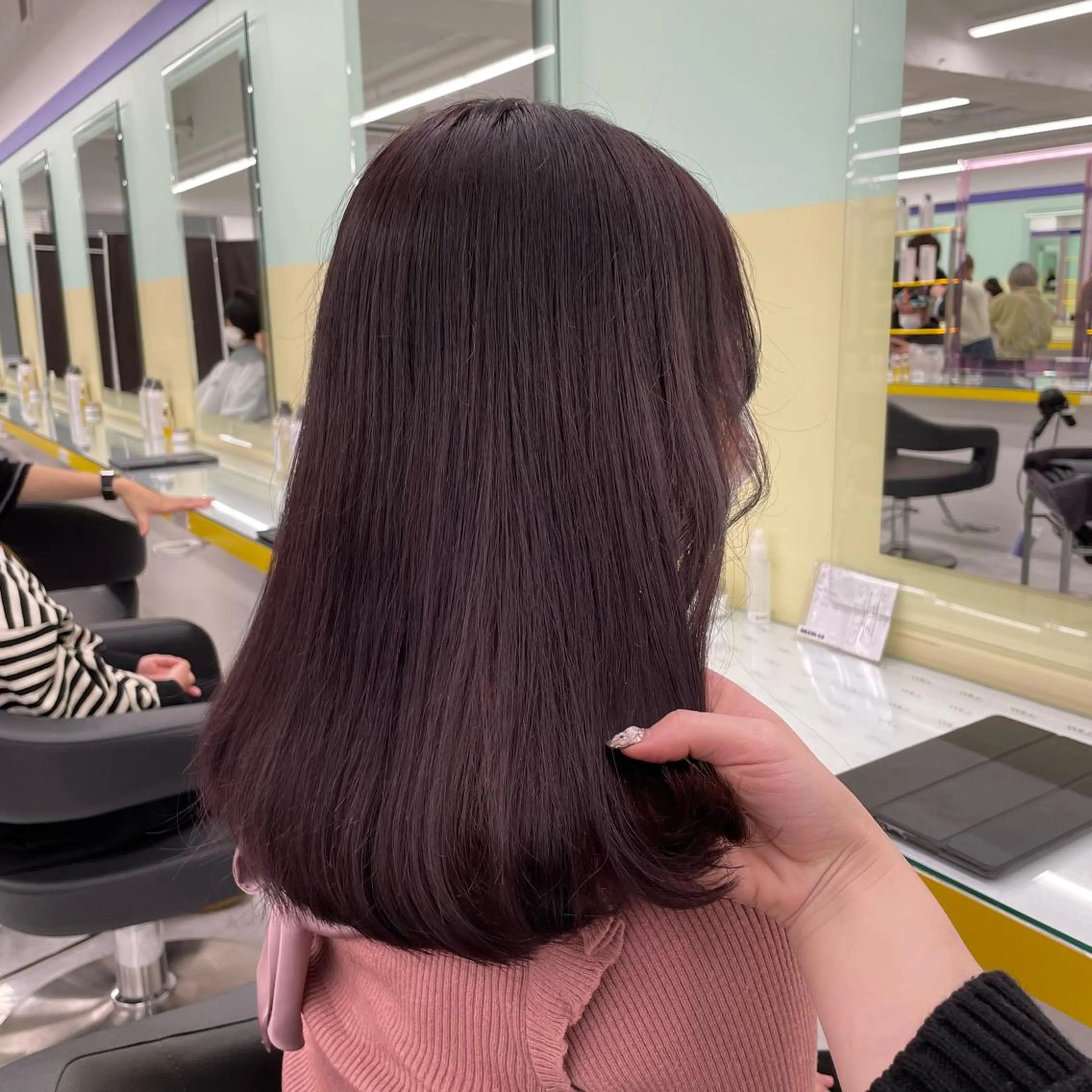 セミロング 🤍韓国トレンド ヘア🤍miku🤍のヘアスタイル