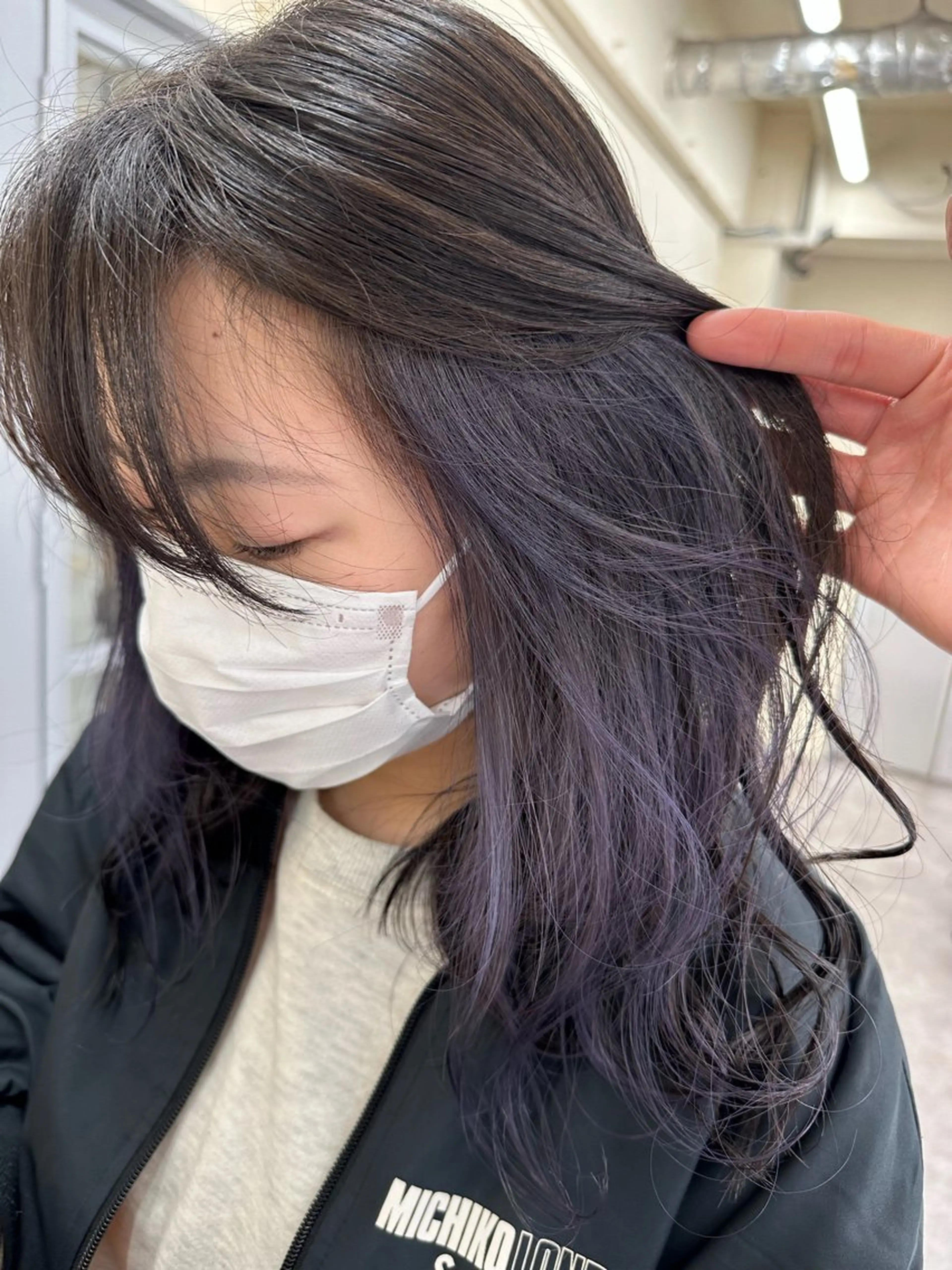 セミロング カラー ヘアカラー 🌸柔らかハイトーン 🧃Shionのヘアスタイル