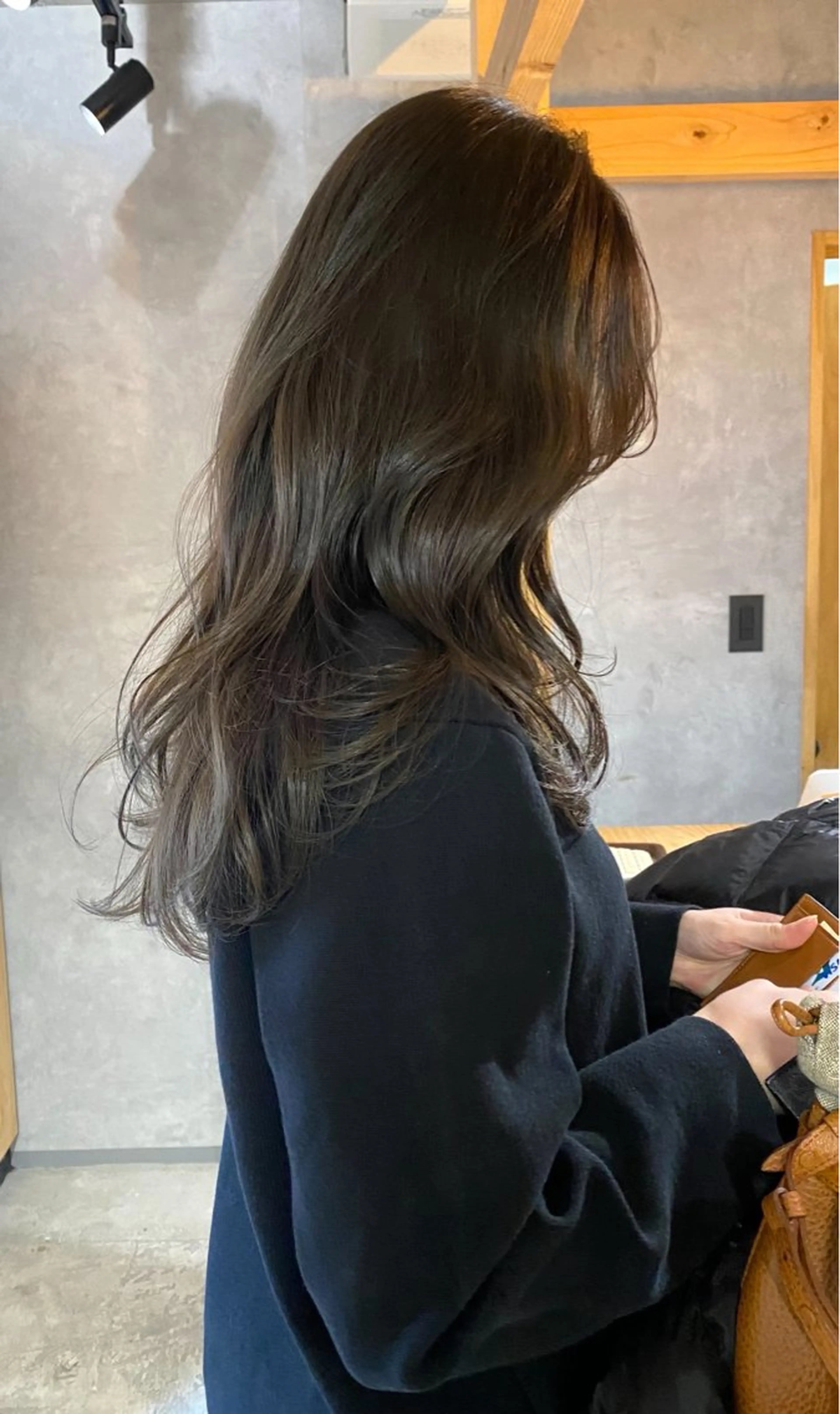 カラー ブラウンカラー 透明感カラー ダークブラウン ヘアカラー Padma所属・越山 ひかるのヘアスタイル