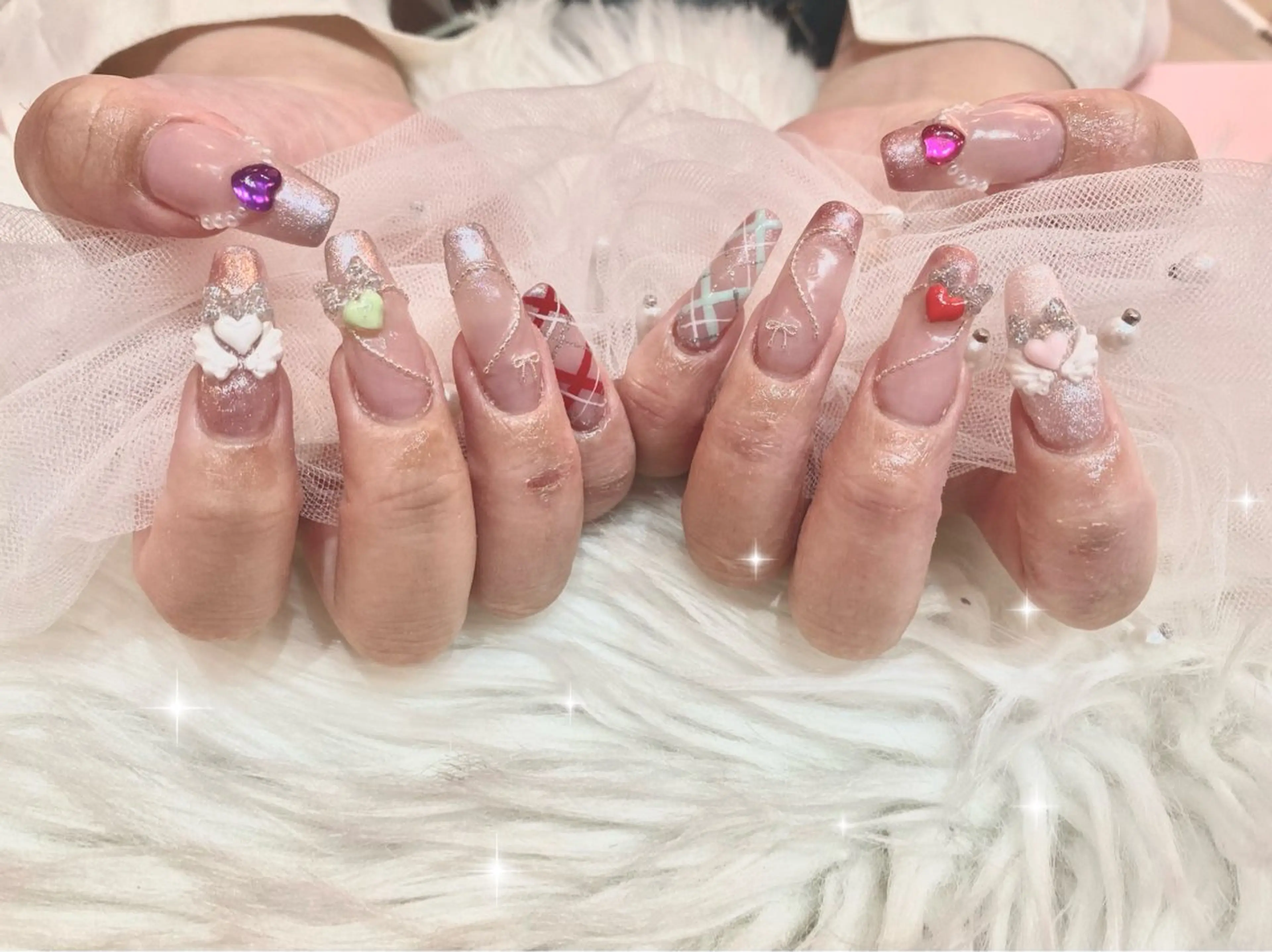 ネイル 持ち込み ハンドネイル S. RIRIKAのネイルデザイン