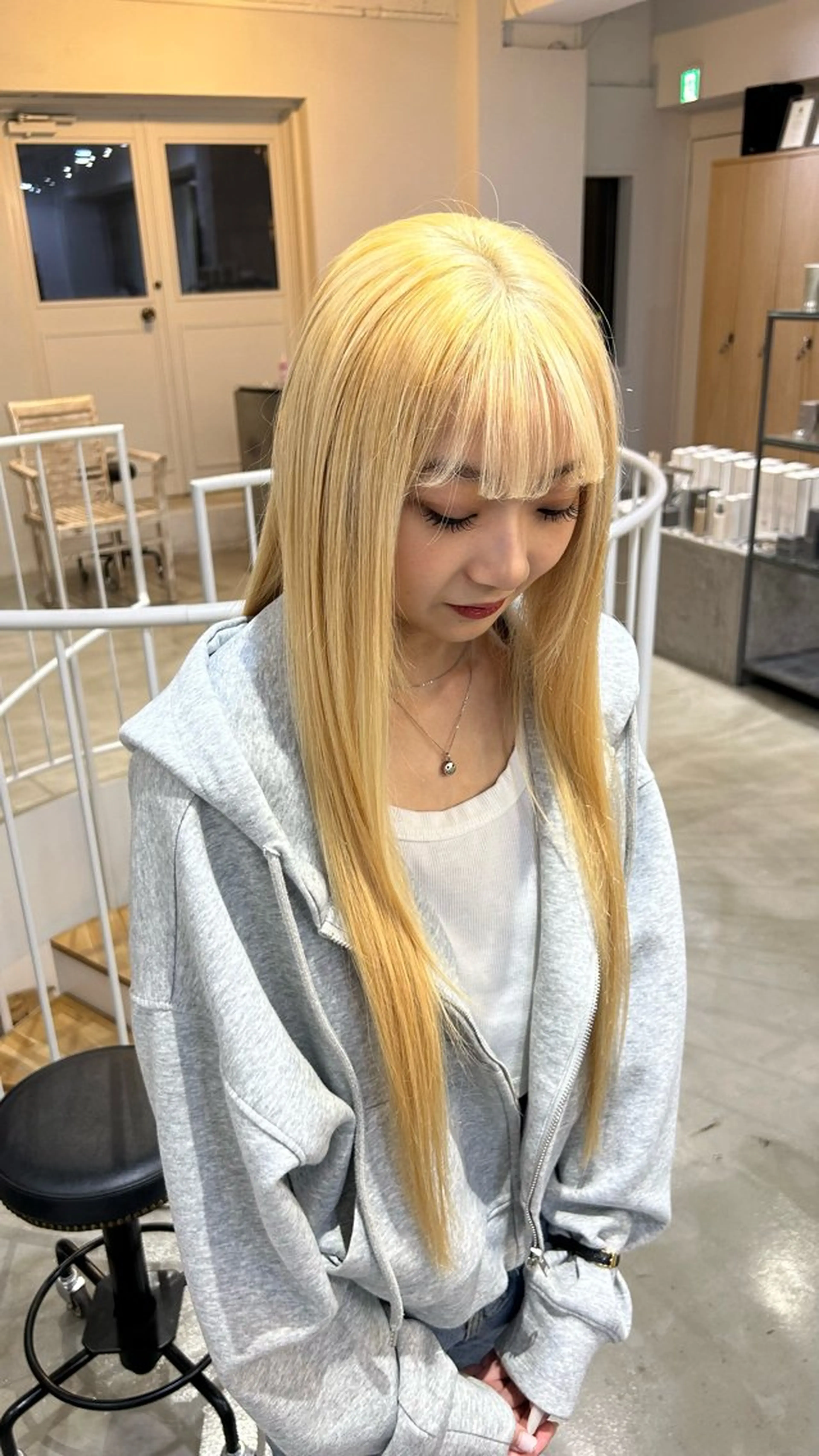 カラー ブロンド HOI所属・ことこ /  円山美容師のヘアスタイル
