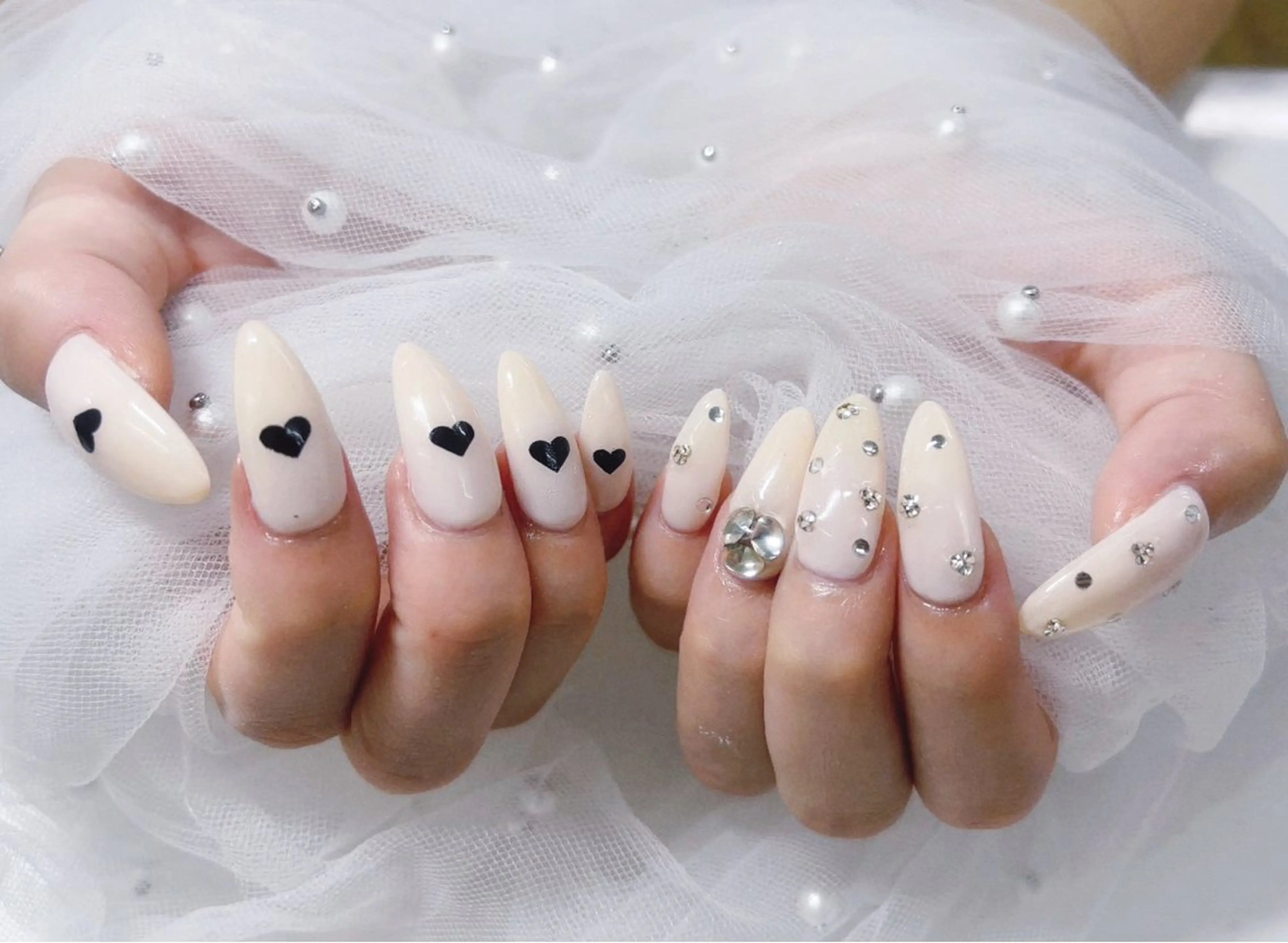 ネイル R nailsalon所属・R salonのネイルデザイン