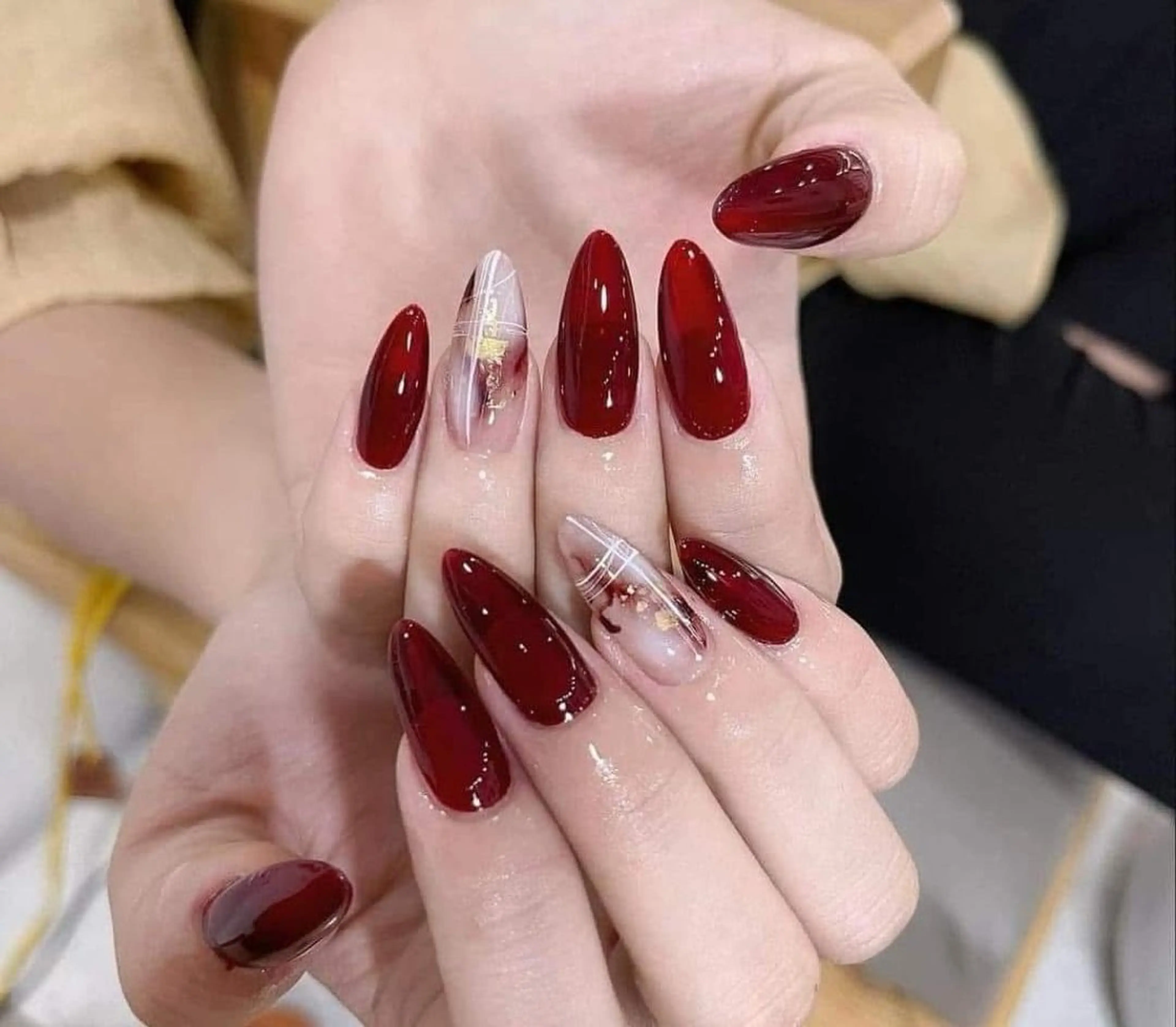 ネイル 長さ出し フレンチネイル ジェルネイル ガラスフレンチ 韓国ネイル ハンドネイル Minette nail所属・Minette nailHuongのネイルデザイン