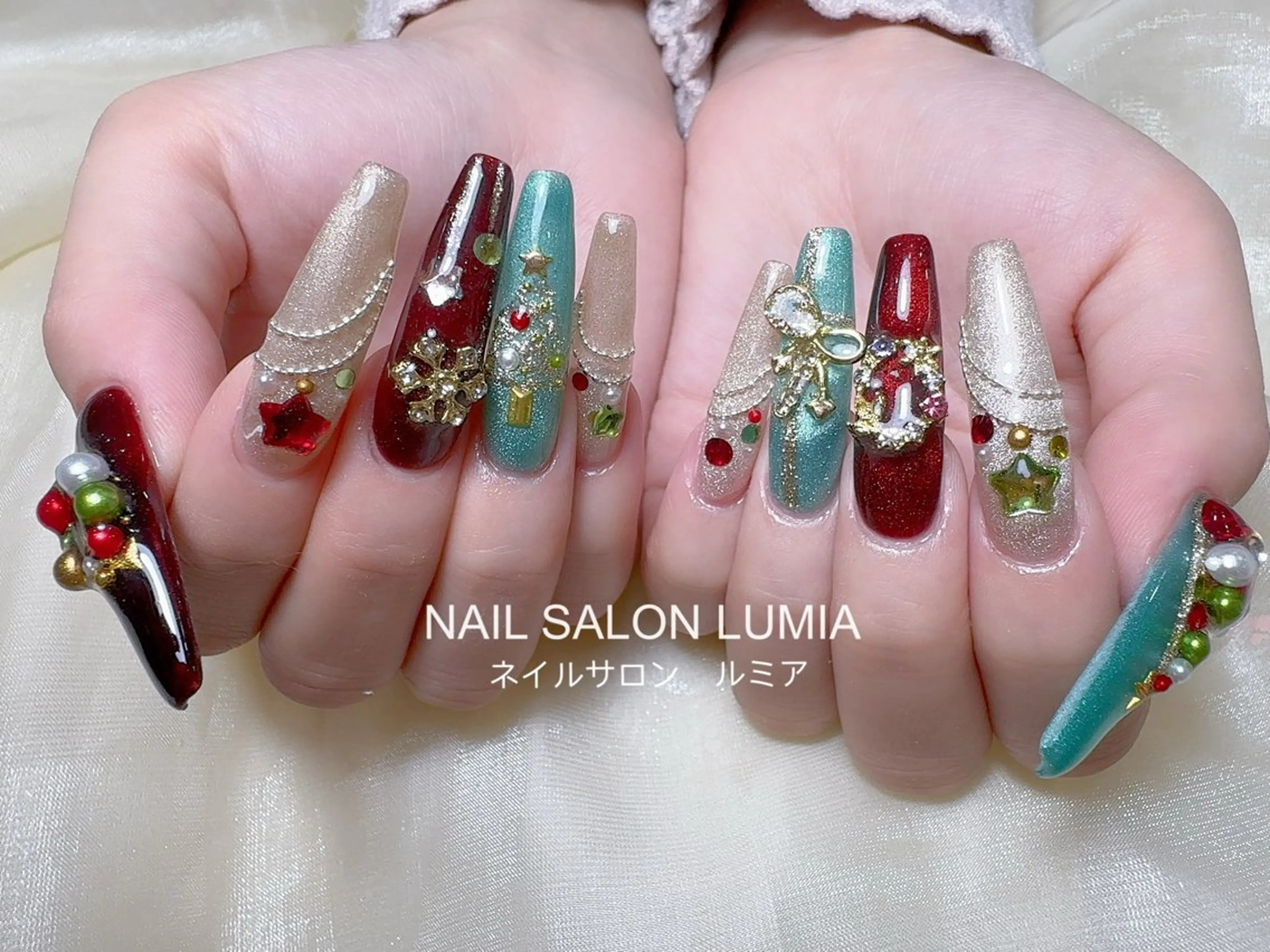 ネイル ハンドネイル ネイルサロン ルミア Lumia 店長のネイルデザイン
