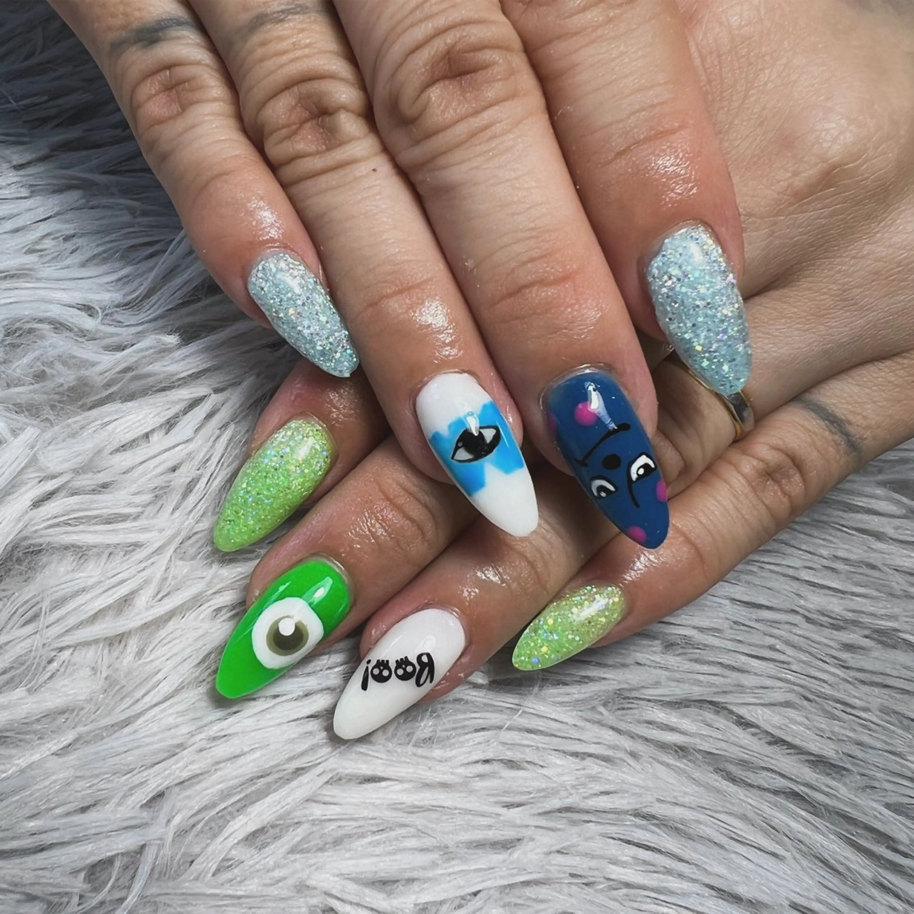 ネイル スカルプネイル ハンドネイル シェヌネイル JURAのネイルデザイン