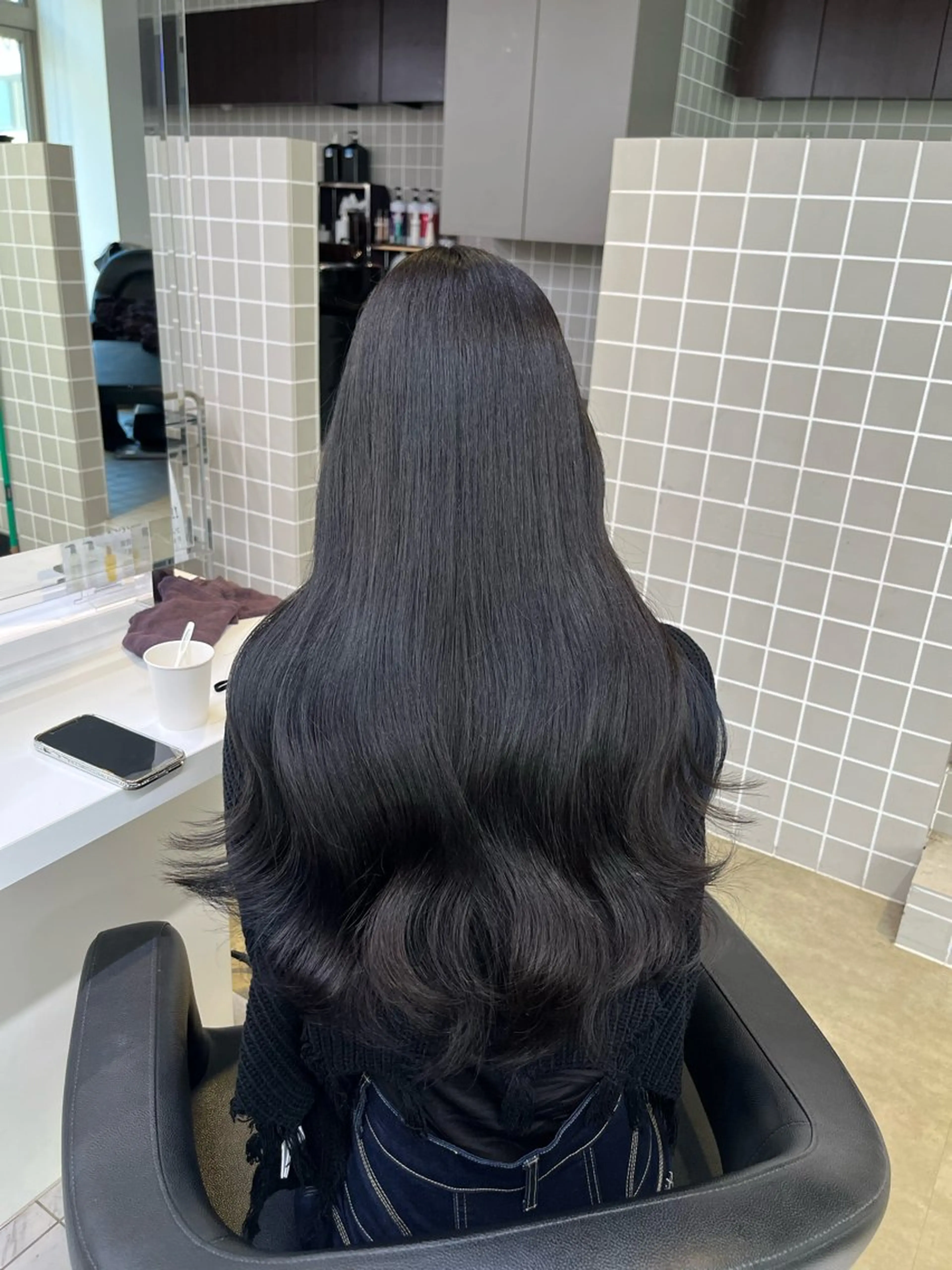 ロング 寒色＆ブリーチ特化 寒色MiOのヘアスタイル