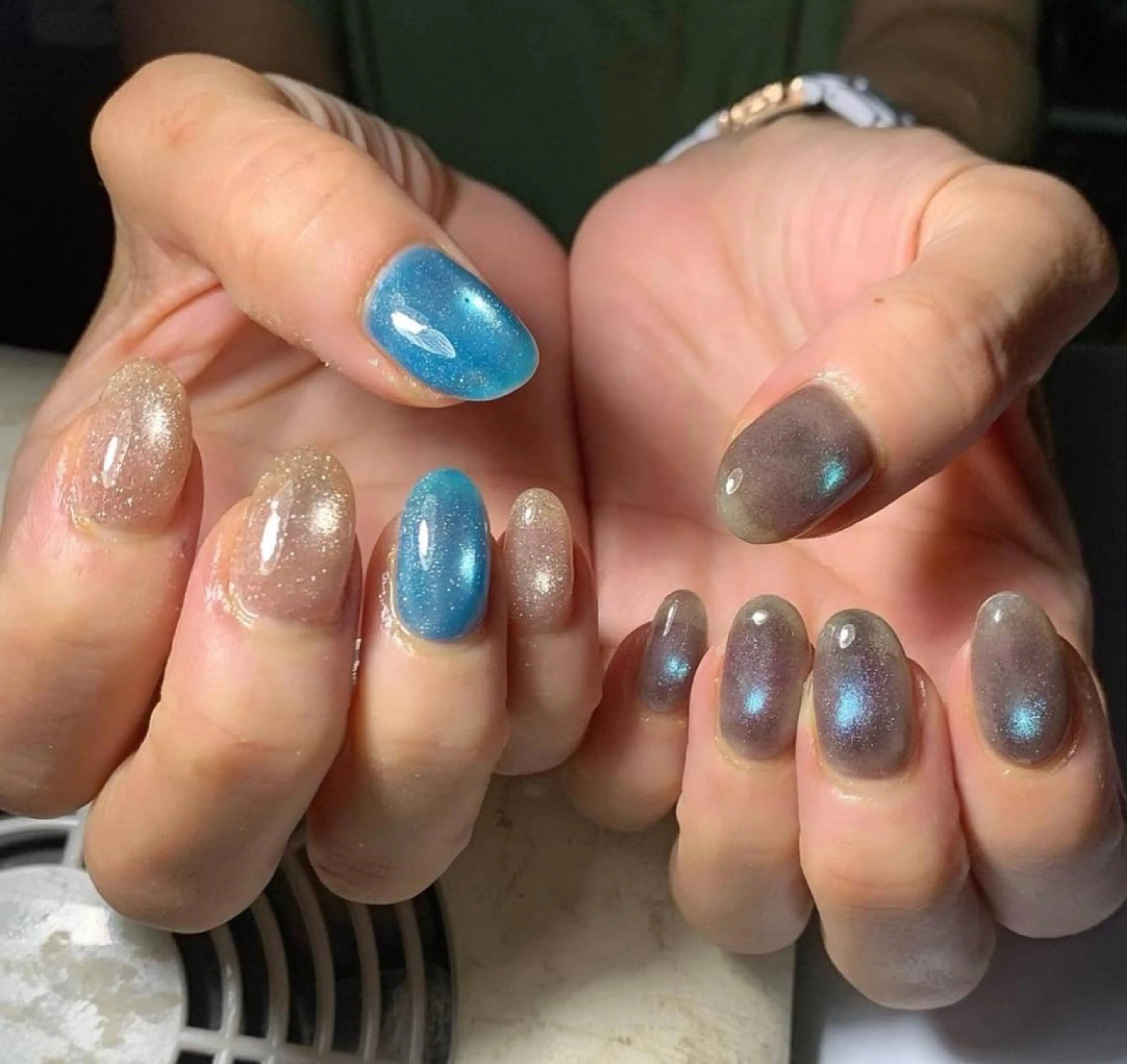 ネイル マグネットネイル ビー玉ネイル ハンドネイル MHR nailのネイルデザイン