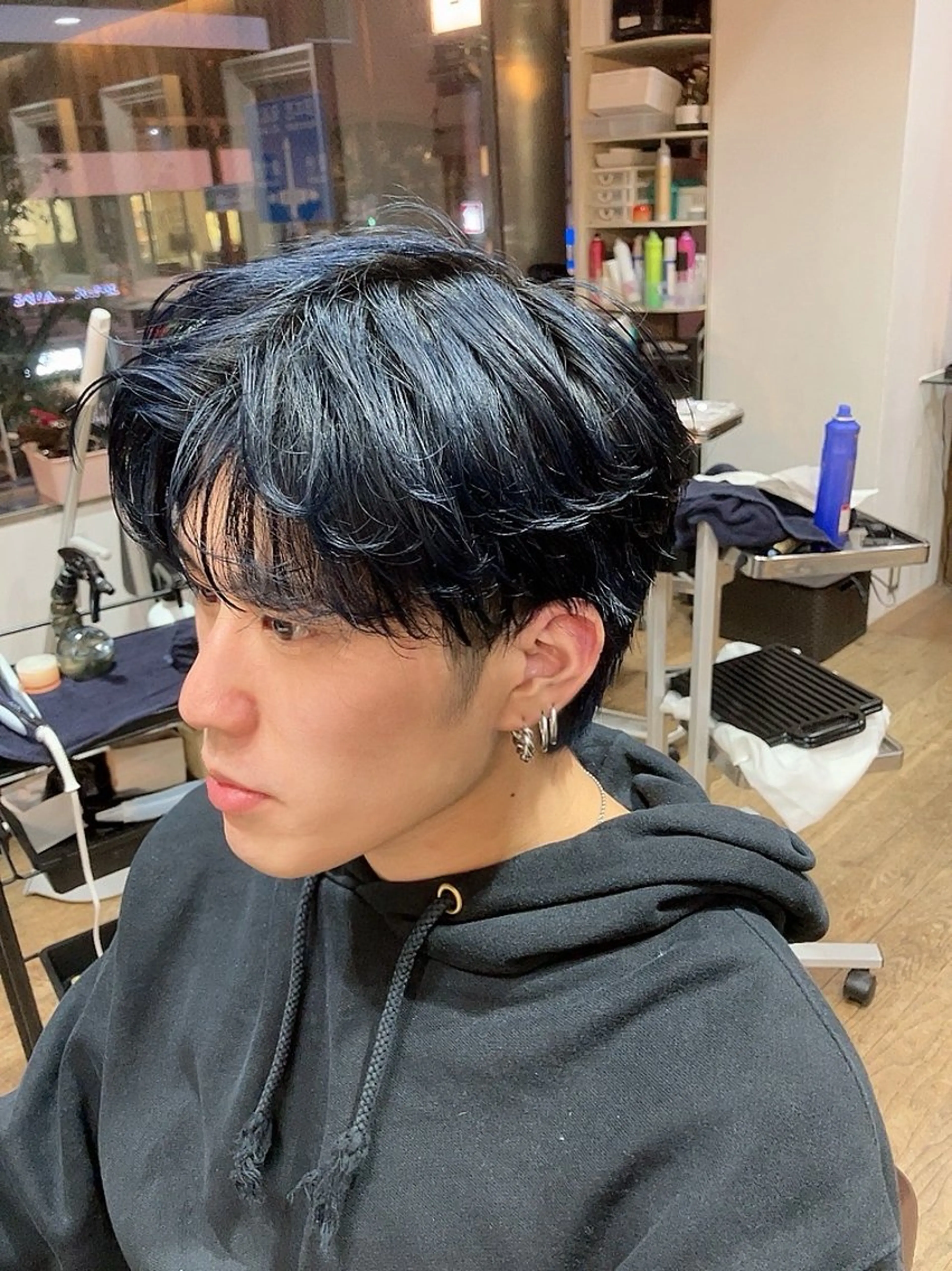 ショート メンズ センターパート ショートヘア カット ヘアカラー TAYA 心斎橋所属・山本 聖真のヘアスタイル