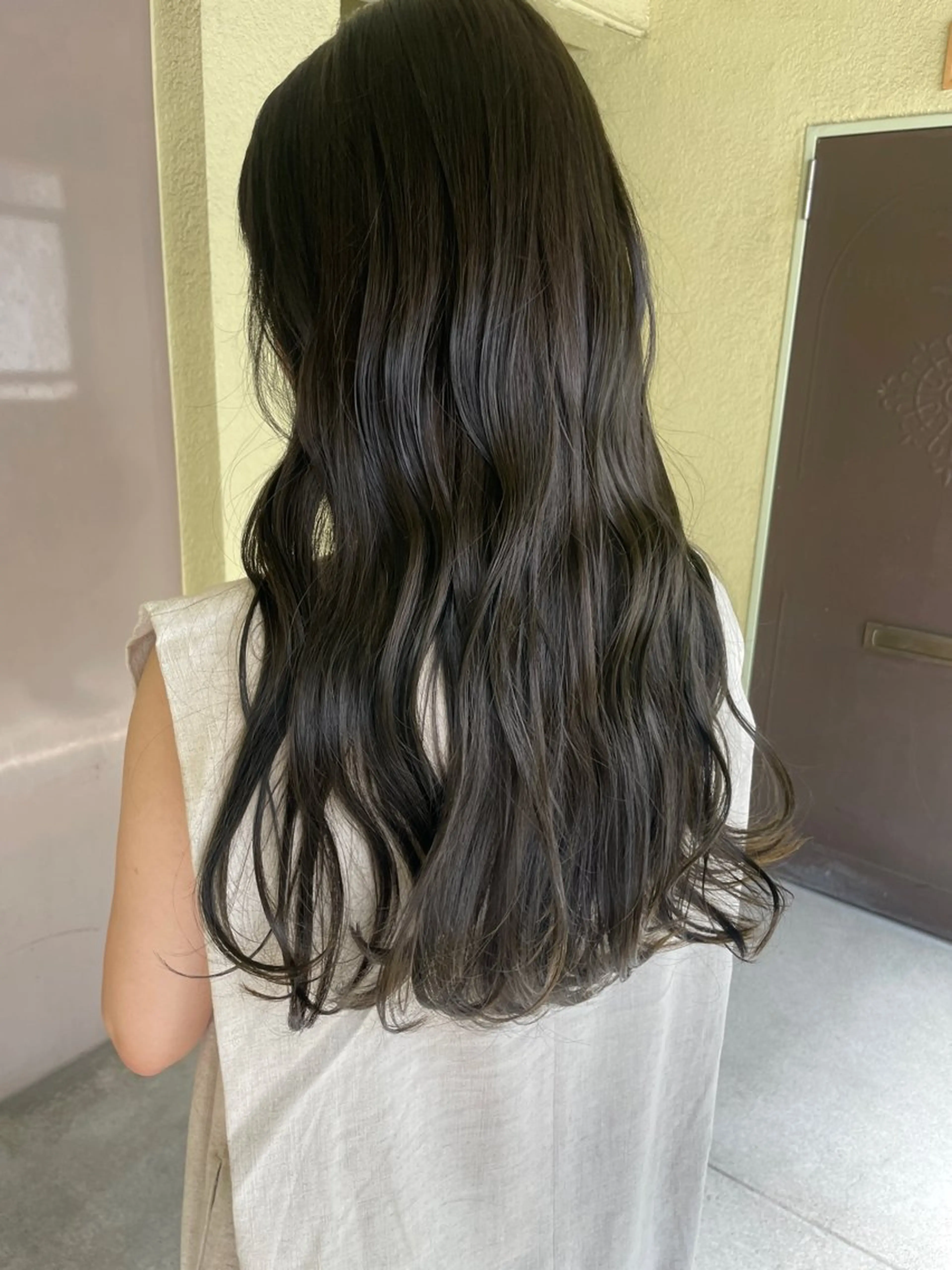 ロング 🤍LOREN エリコ🌈のヘアスタイル