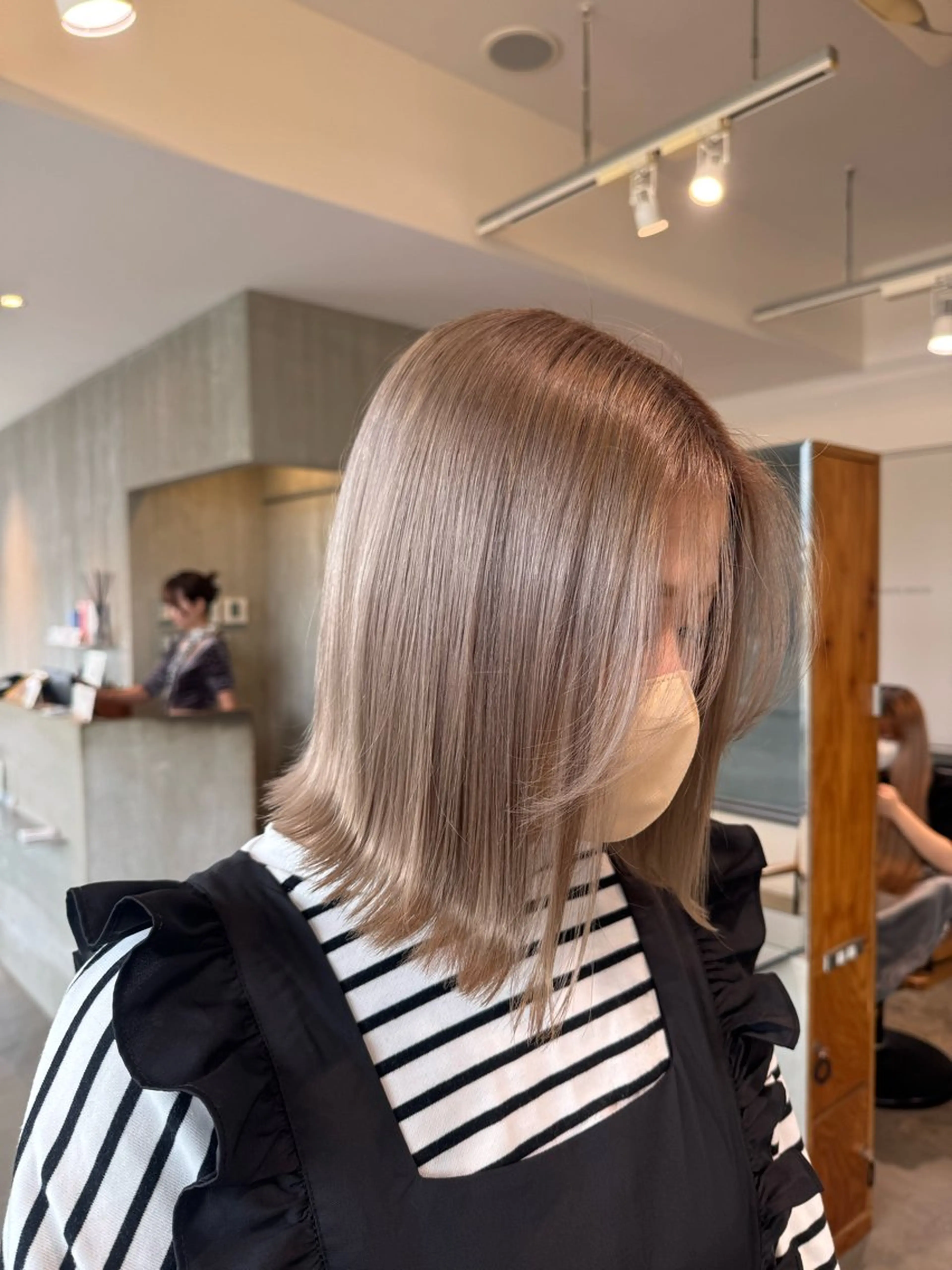 ミディアム カラー ヘアカラー トリートメント 透明感カラー 天羅のヘアスタイル
