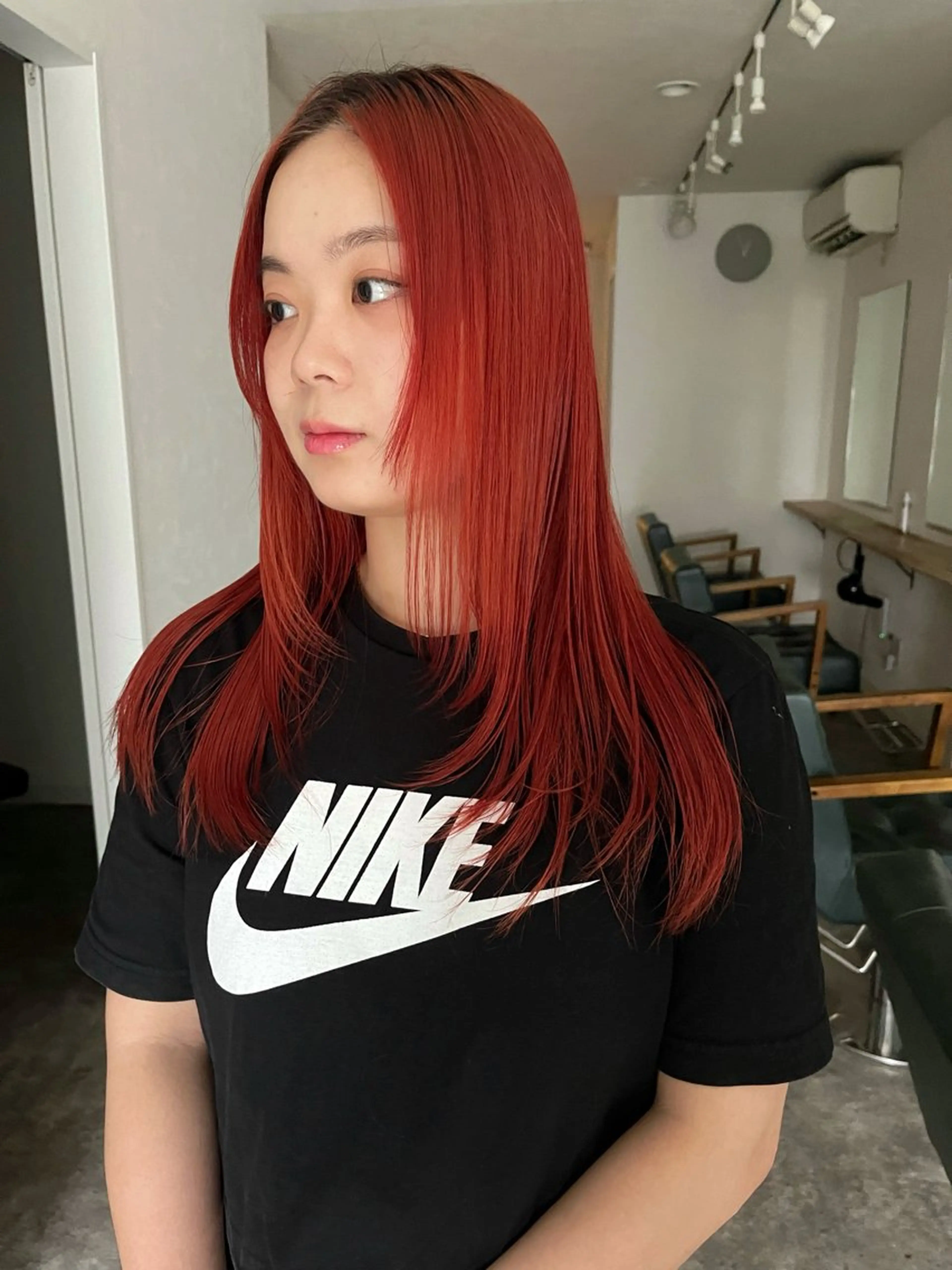 セミロング カラー オレンジ オレンジレッド レッドカラー レイヤーカット カット ヘアカラー トリートメント 金井京介/パーマ /レイヤー/ボブのヘアスタイル