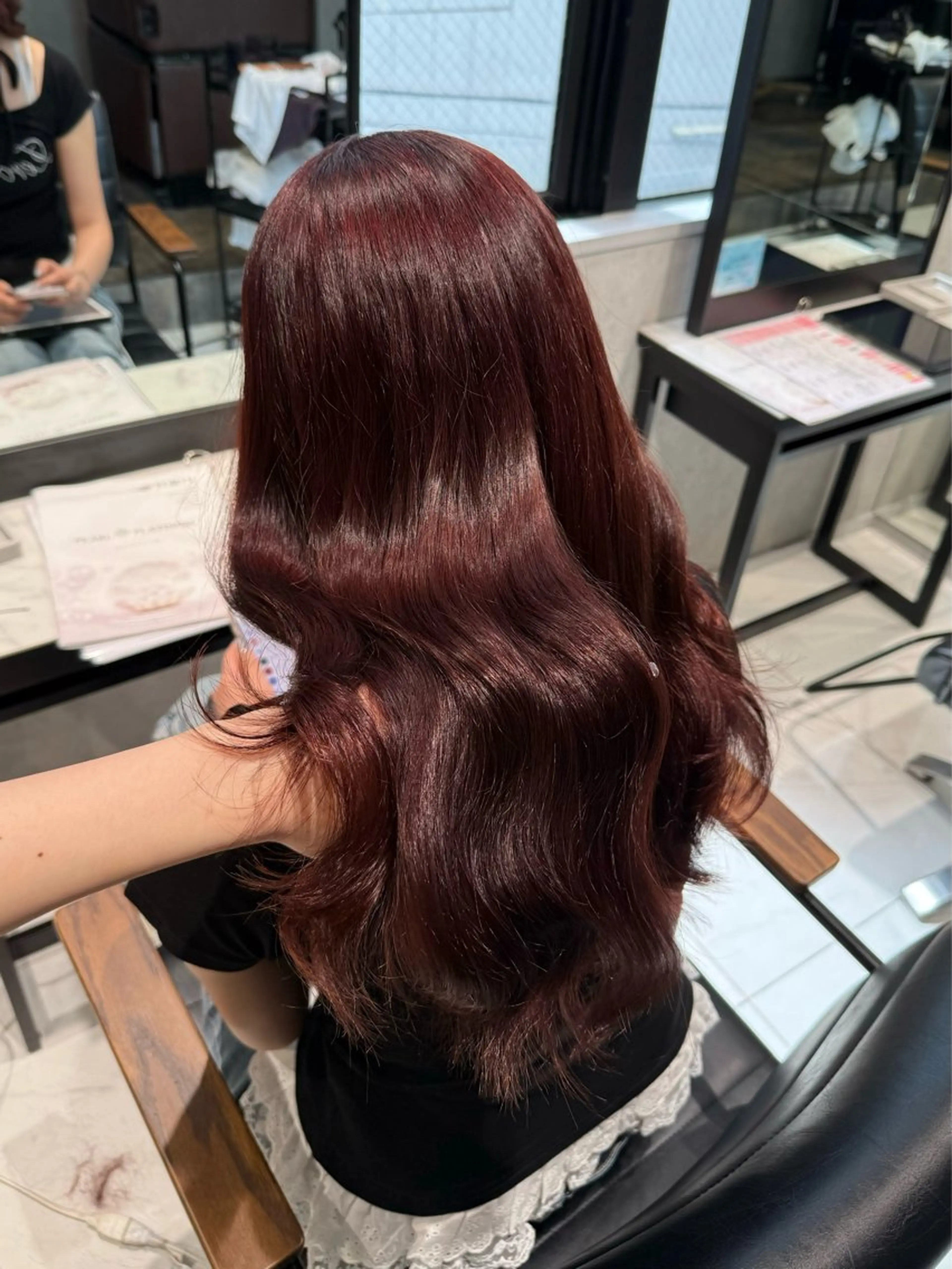 ロング レッドブラウン ヘアカラー トリートメント 髪質改善カラー🤎/ 透明感🫧/みさきのヘアスタイル