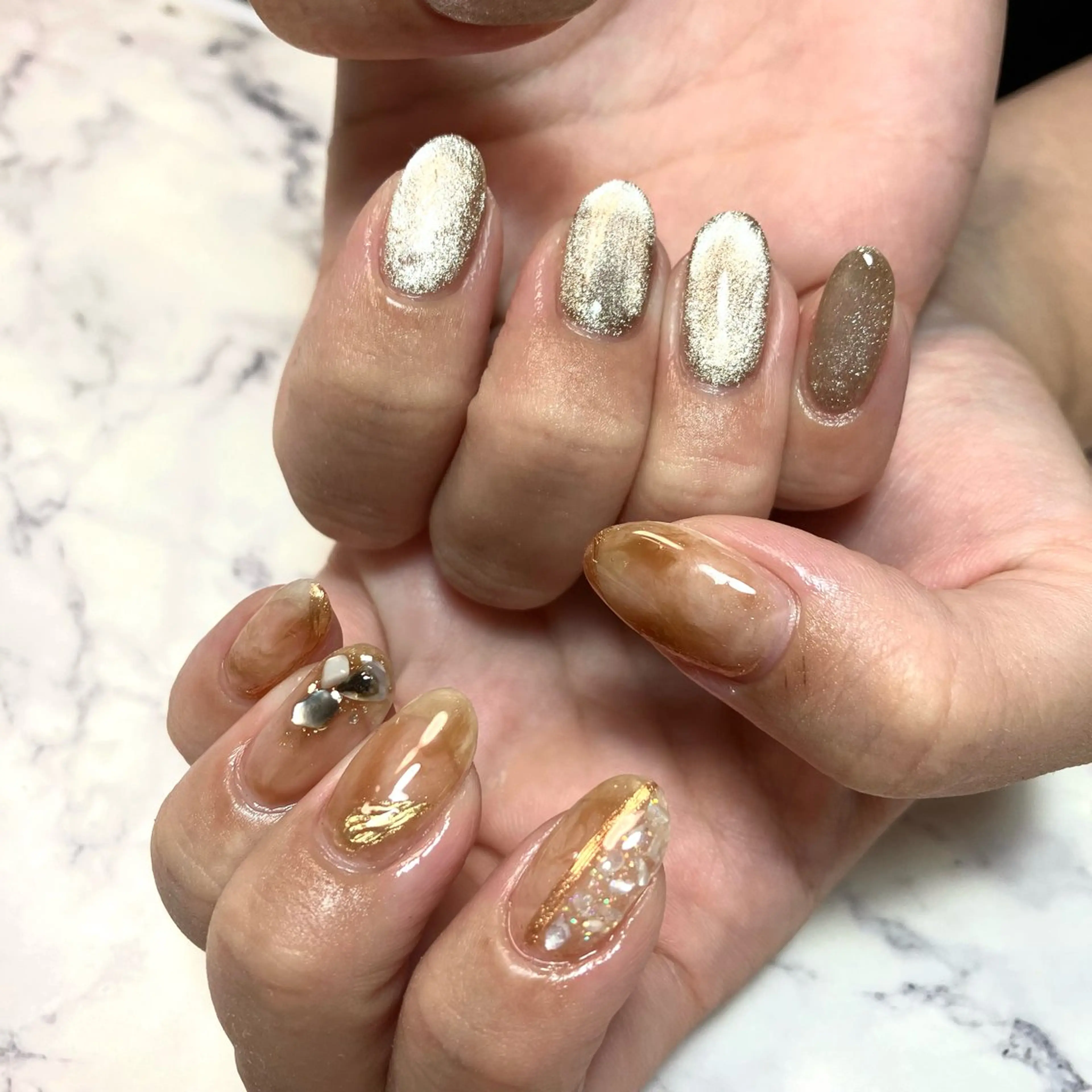 ネイル ブラウン マグネットネイル ニュアンスネイル ハンドネイル salon Mのネイルデザイン