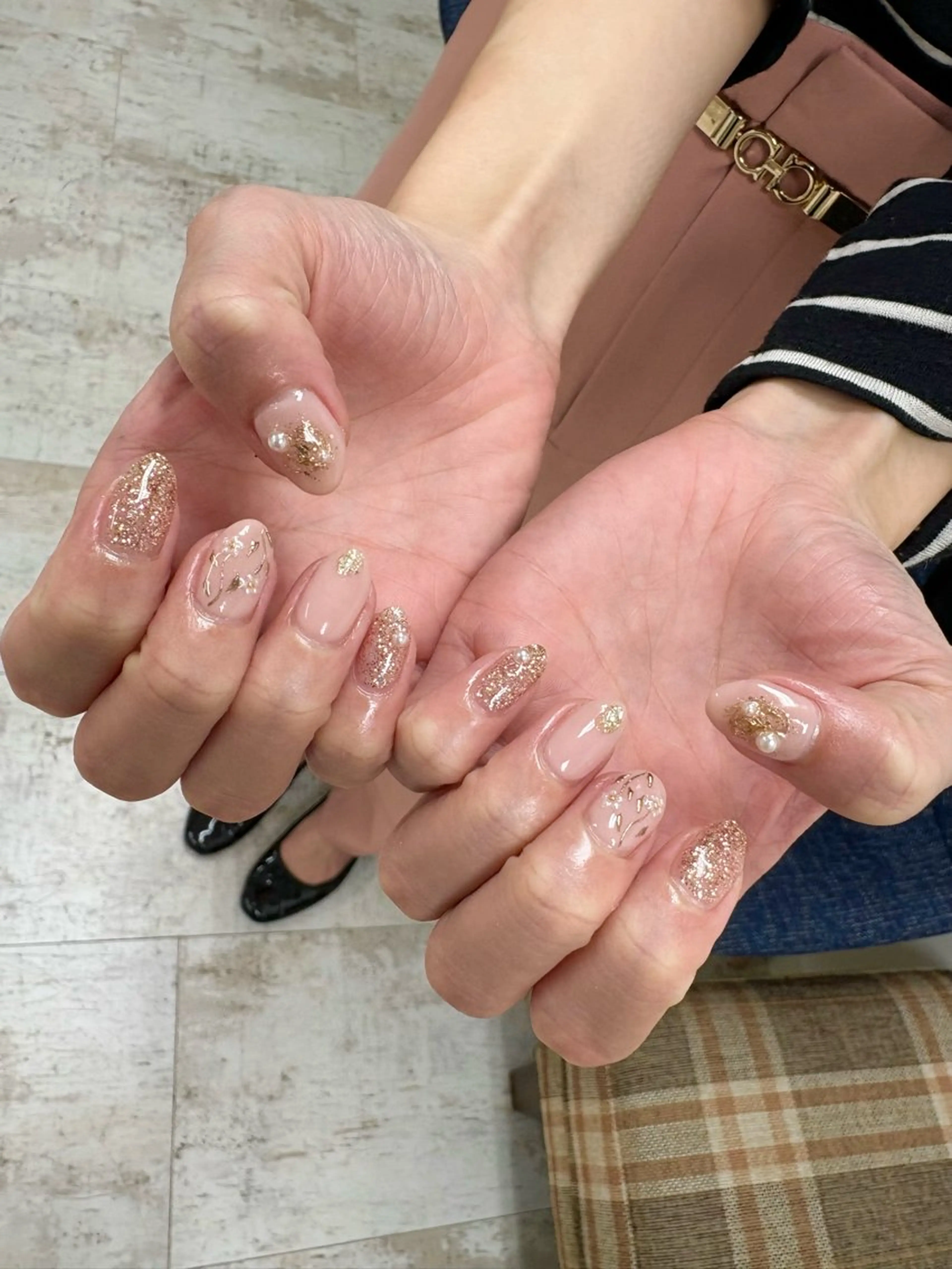 ネイル マハロネイルサロン横浜店所属・吉田 里菜のネイルデザイン