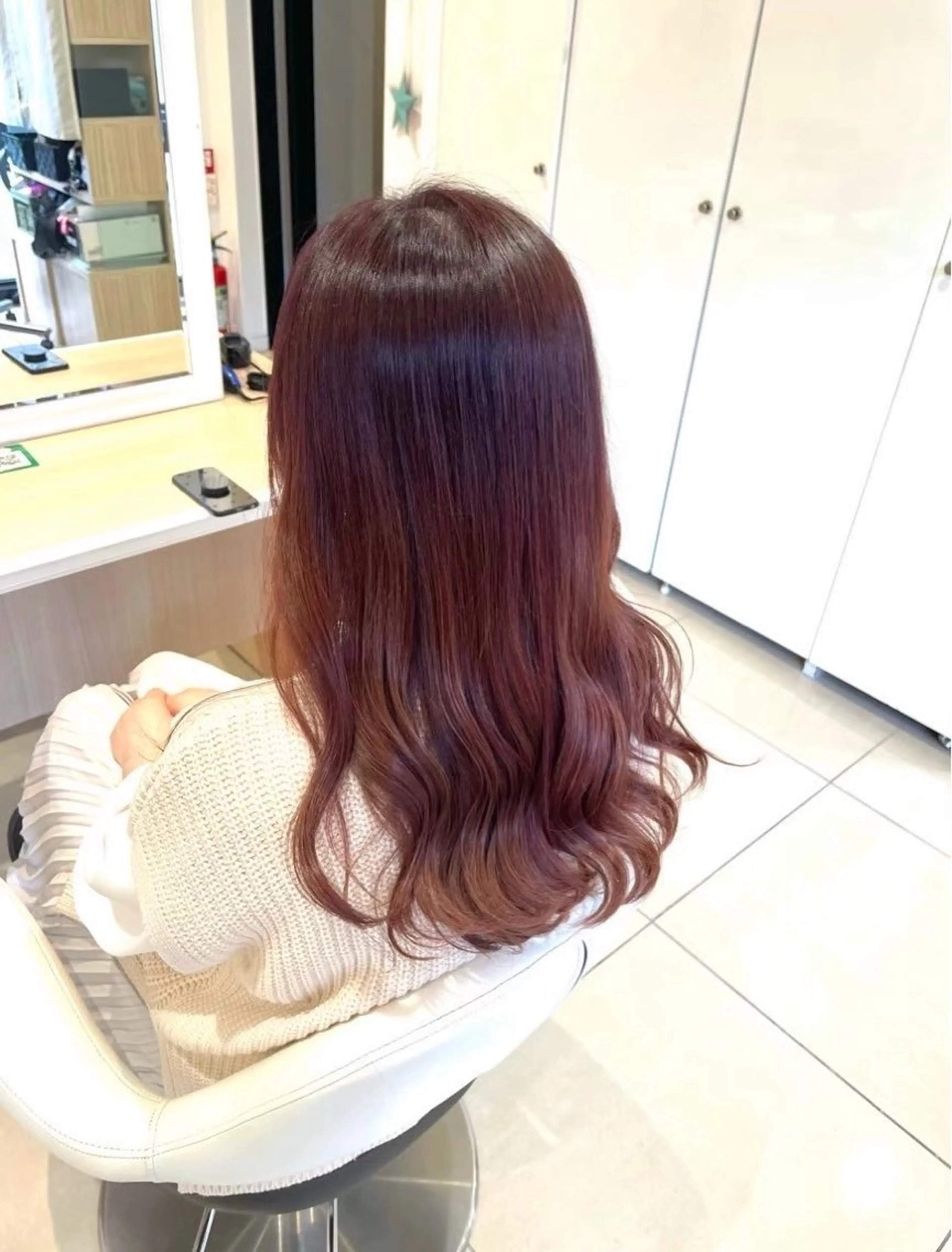 カラー 若槻 美有のヘアスタイル