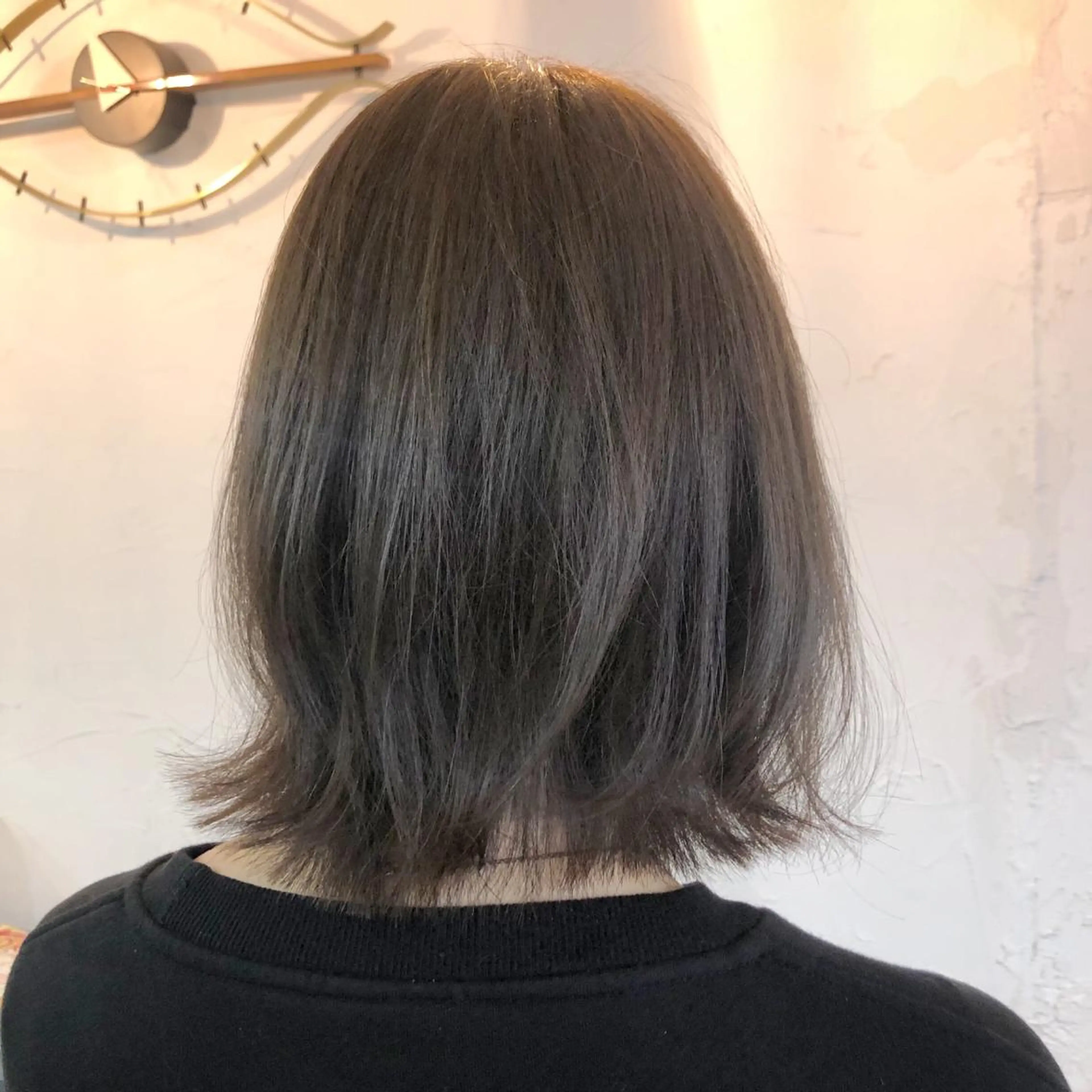 ミディアム カラー あずまぐち めぐみのヘアスタイル