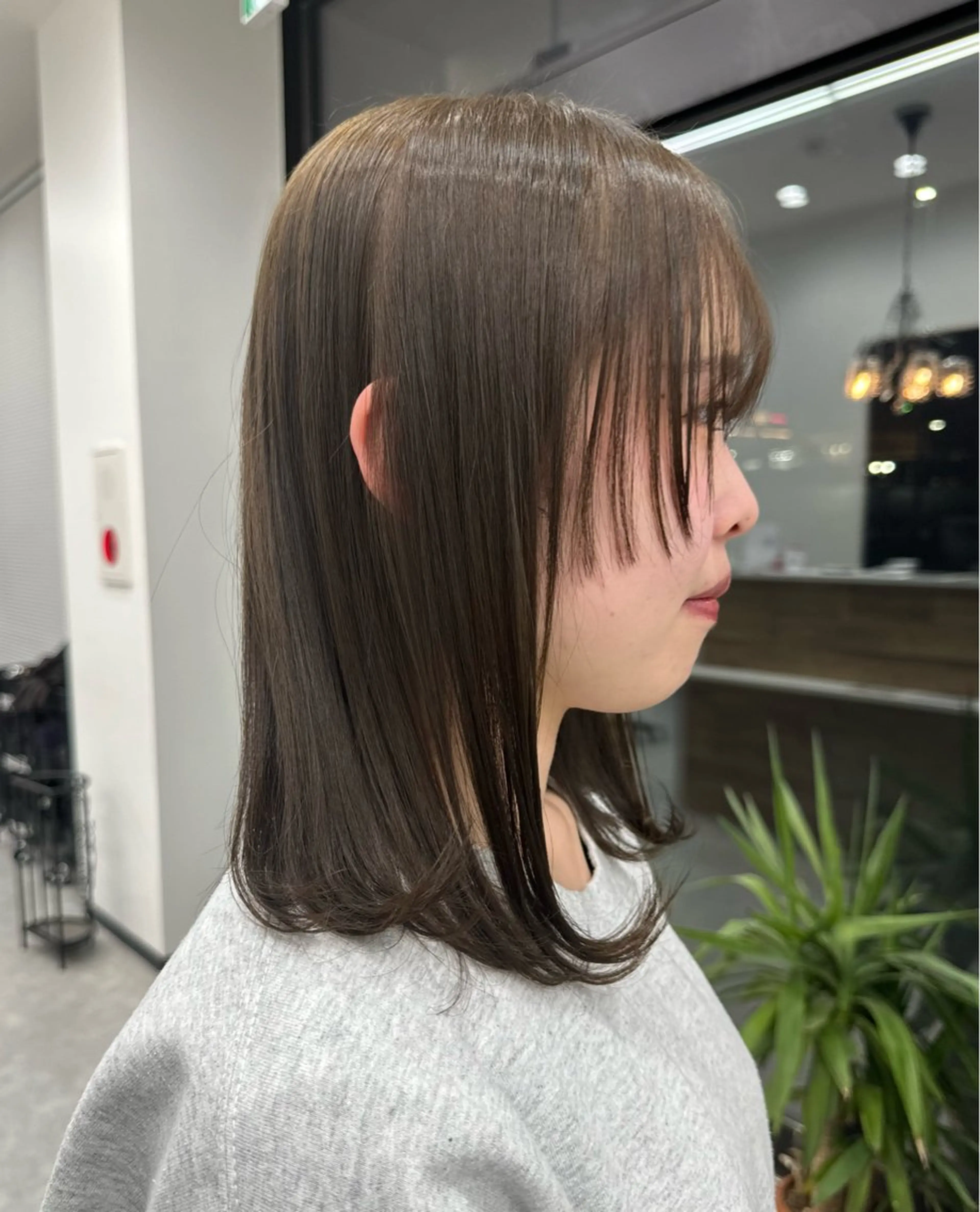 ミディアム カラー 𝘀𝗮𝗲/柏の葉 / パーマモデルのヘアスタイル