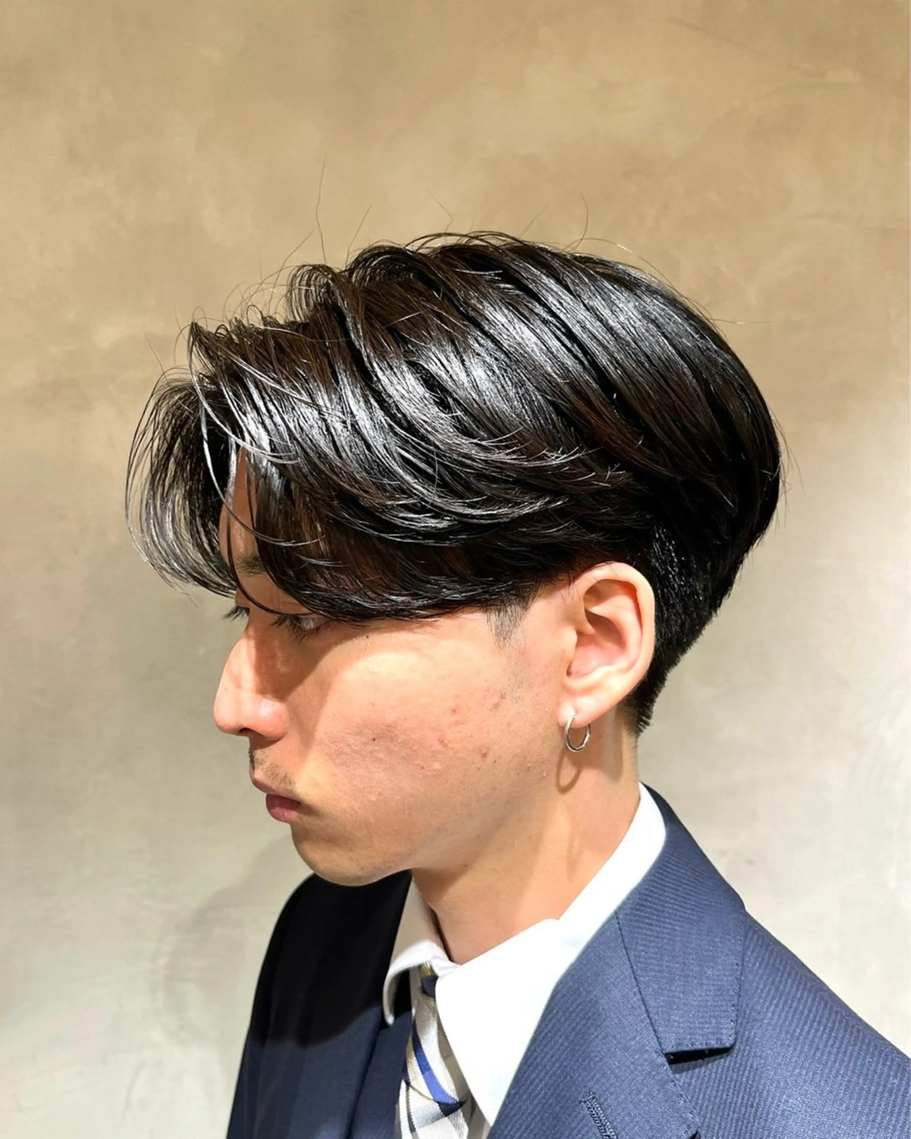 ショート メンズ センターパート /ニュアンスパーマのヘアスタイル