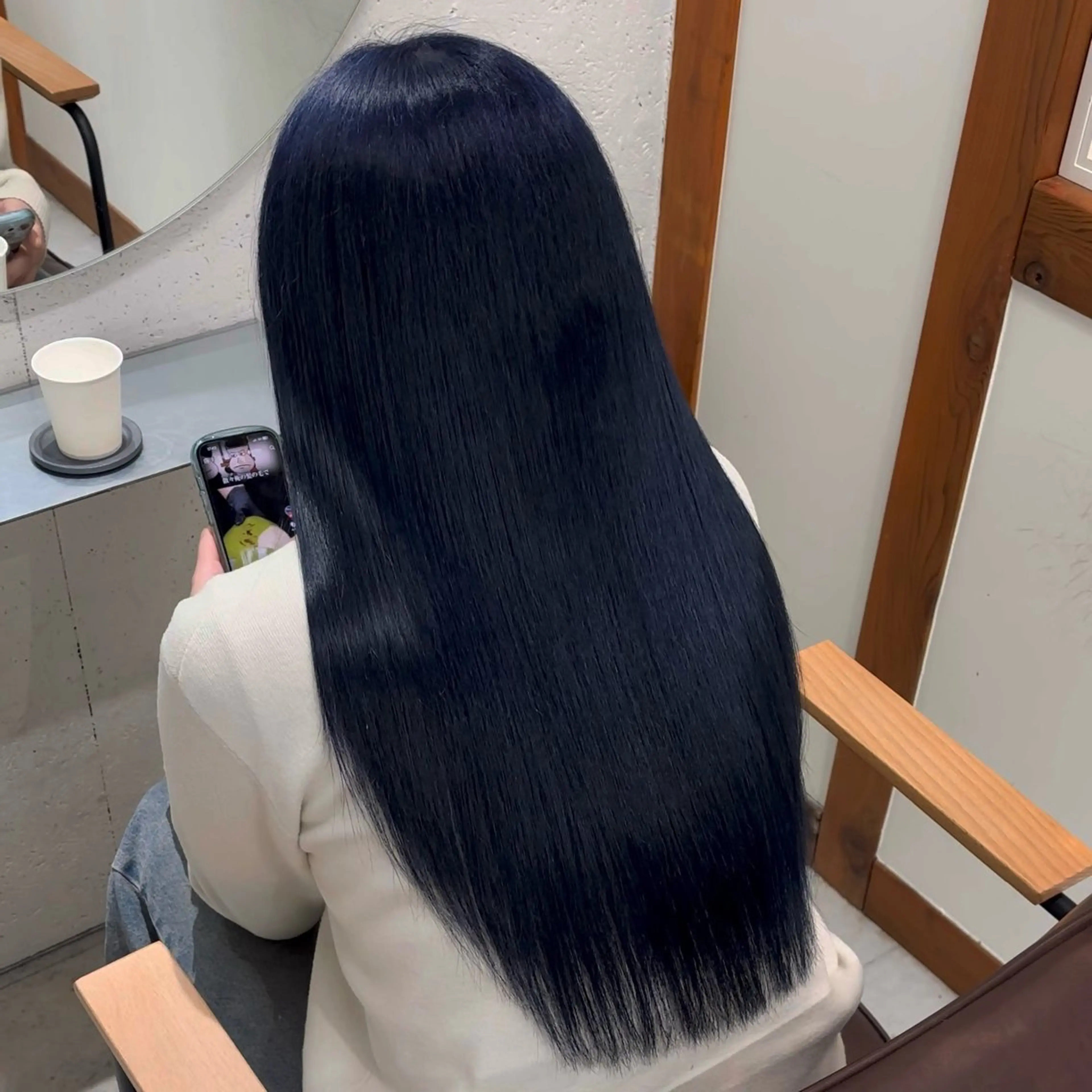 ロング カラー ブルーカラー ネイビーカラー 髪質改善 トリートメント オカベ ショウマのヘアスタイル
