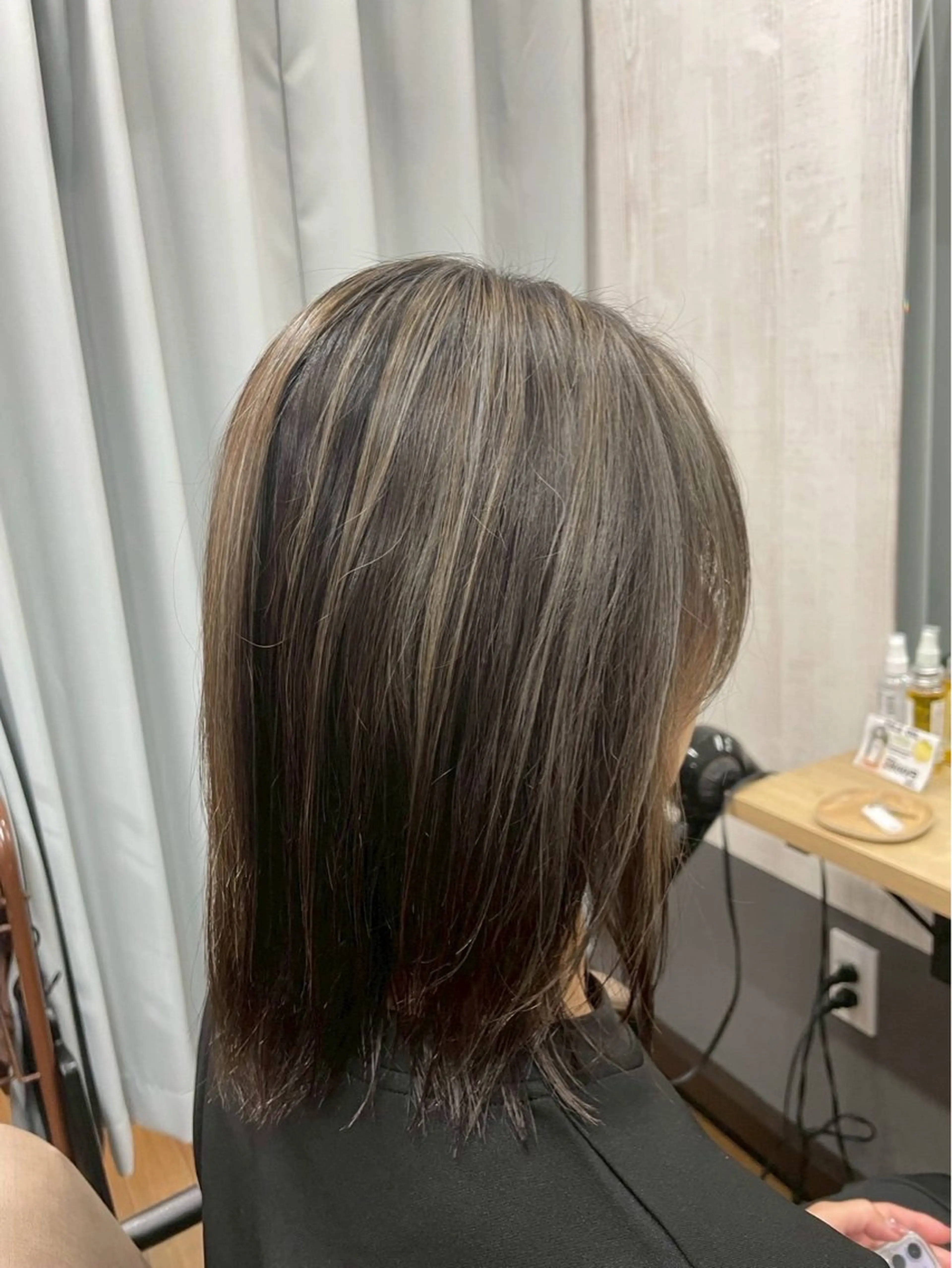 カット＋カラー（ハイライト）の写真