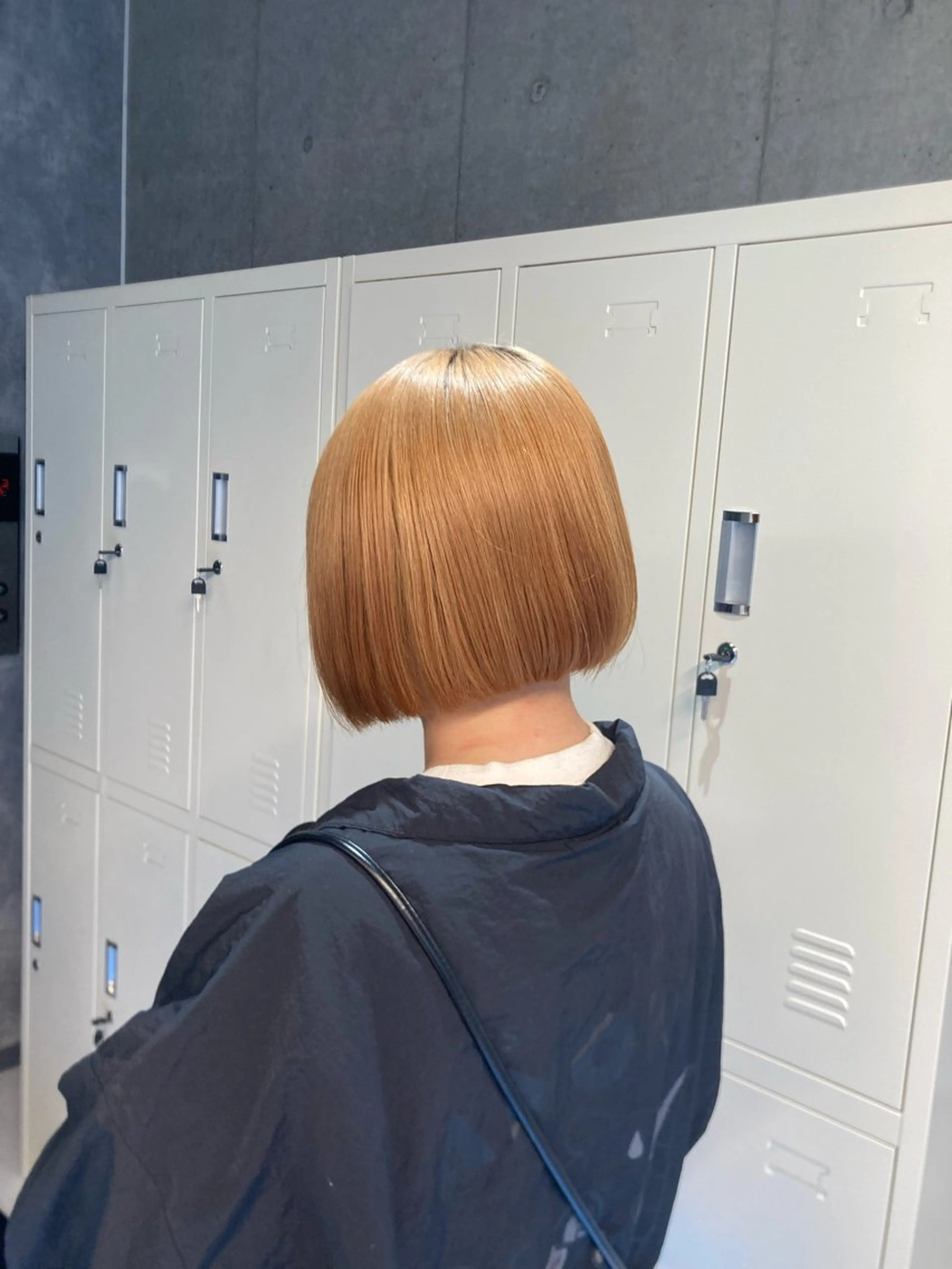 ショート カット 艶髪ハイトーン💫 Minoriのヘアスタイル