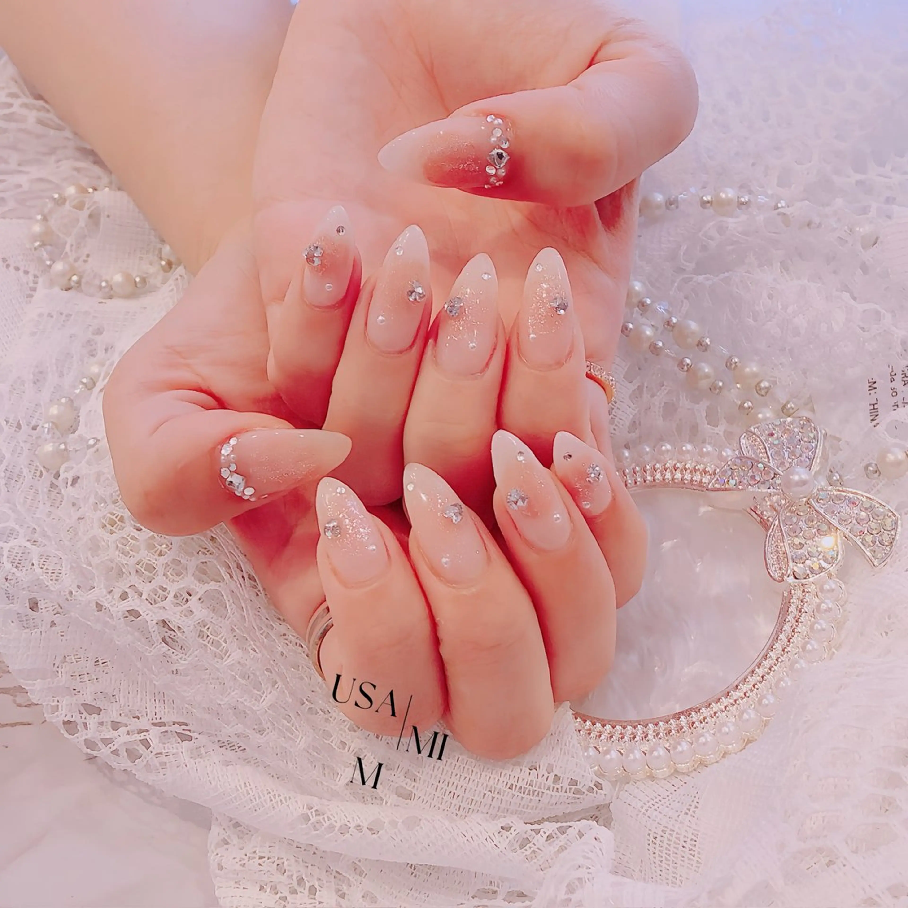 ネイル ハンドネイル 💕🐰うさみみ🐰 💕猫と触れ合い✨のネイルデザイン