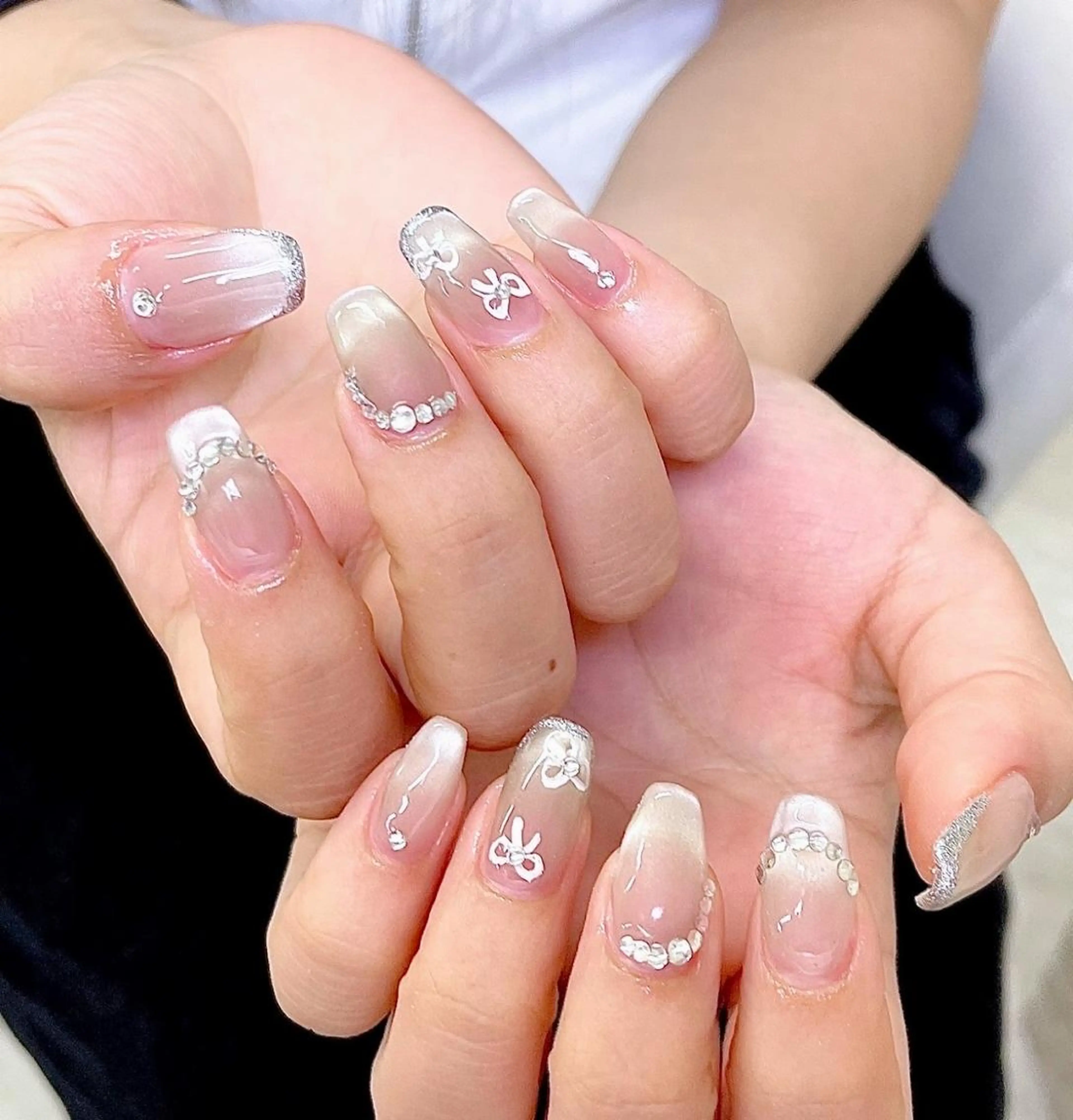 キッズ ハンドネイル 💕ジュニア研修担当 🩷のネイルデザイン