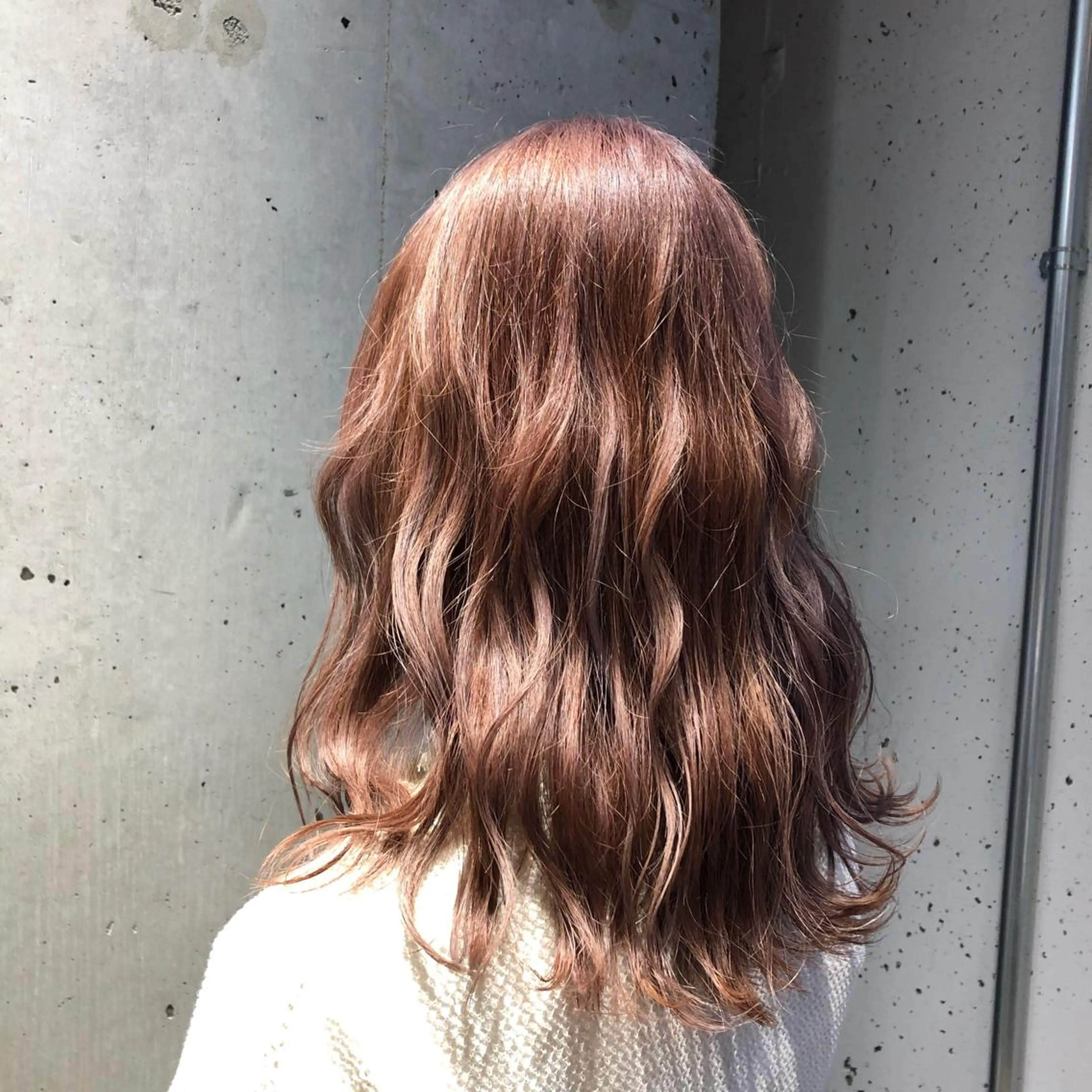 ロング カラー ベージュカラー ピンクカラー ピンクベージュ 土屋 愛海のヘアスタイル