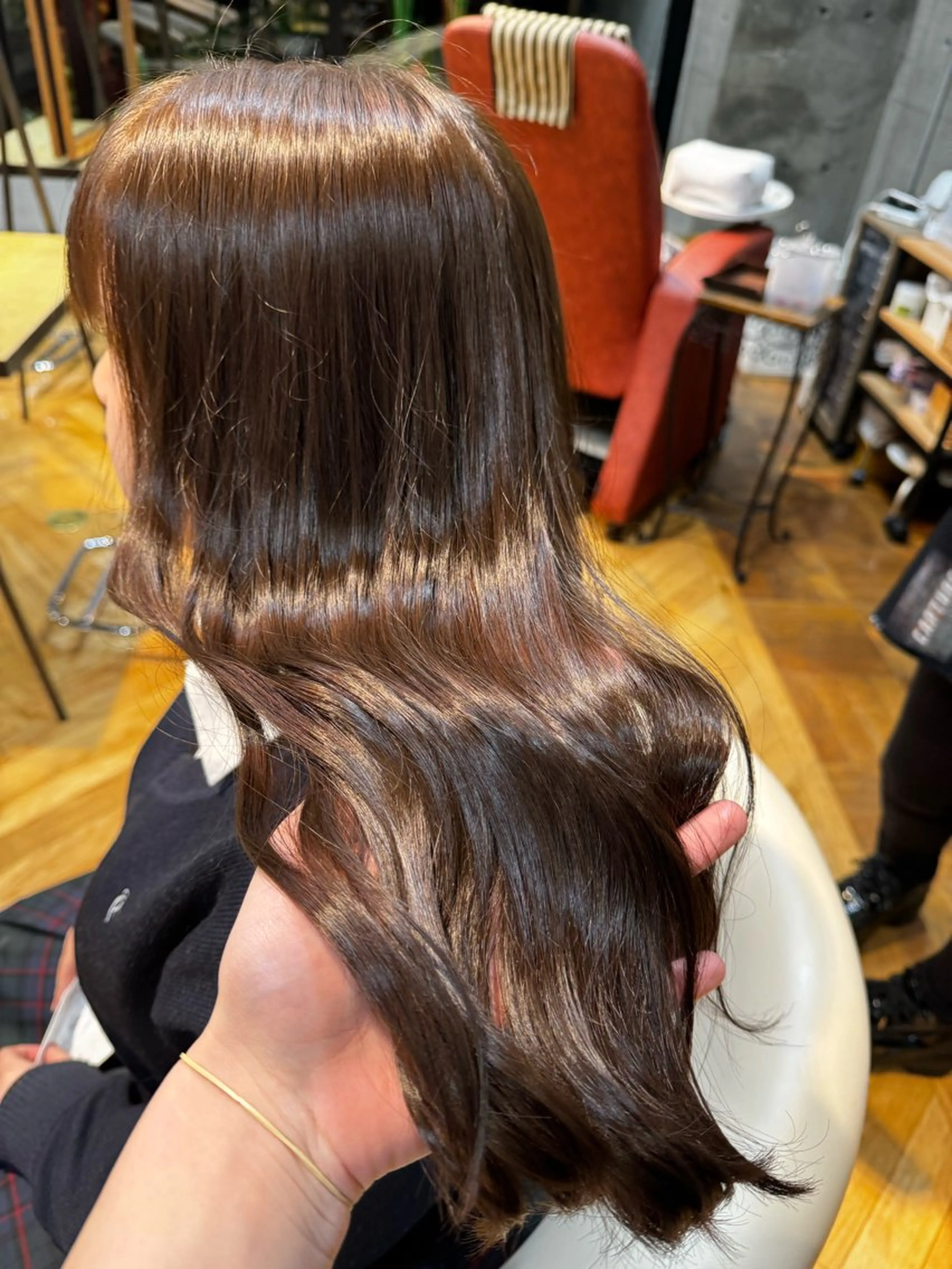 ロング カラー ブラウンカラー ショコラブラウン calme所属・鈴木 りんのヘアスタイル