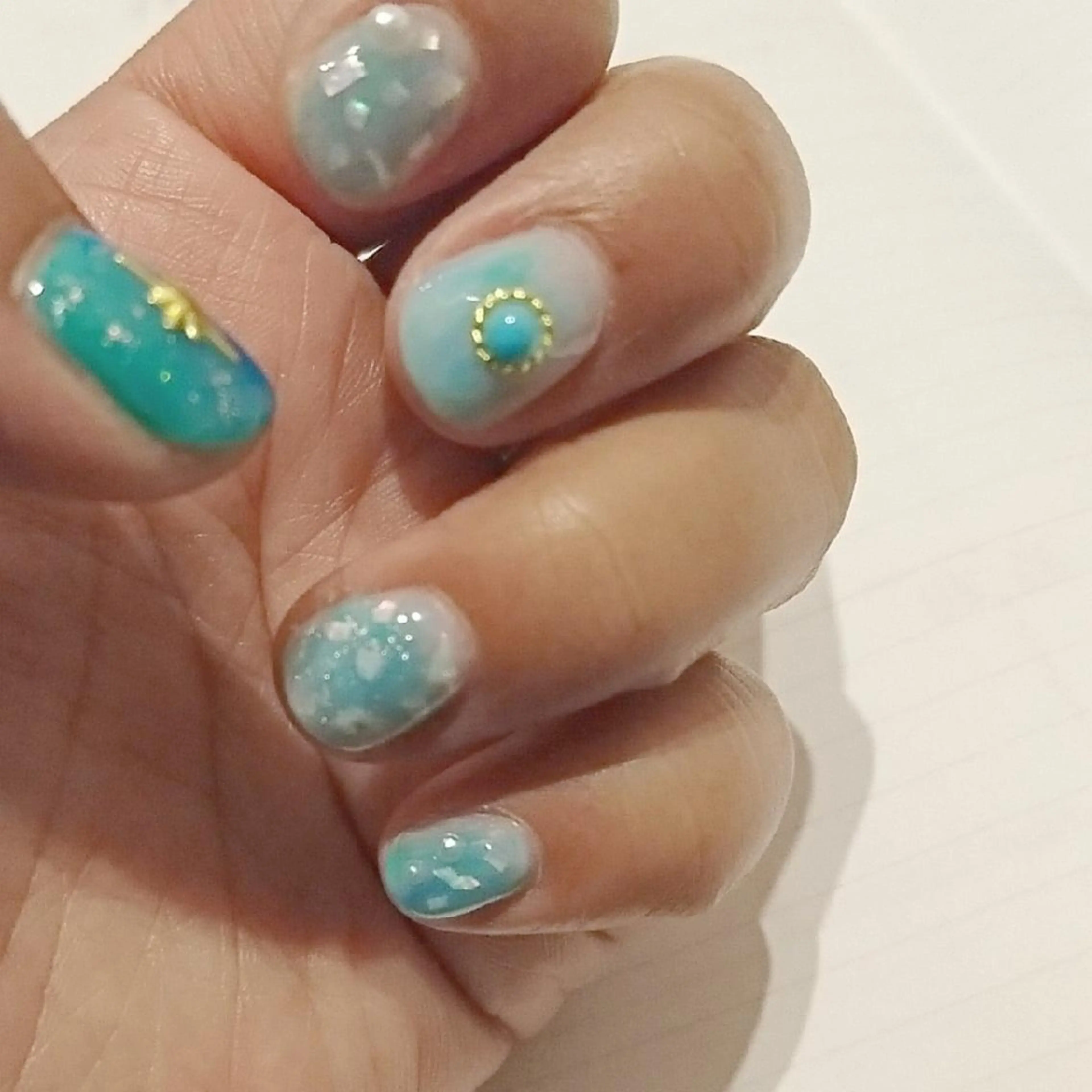 ネイル グランドソレイユ (駐輪場あり)のネイルデザイン