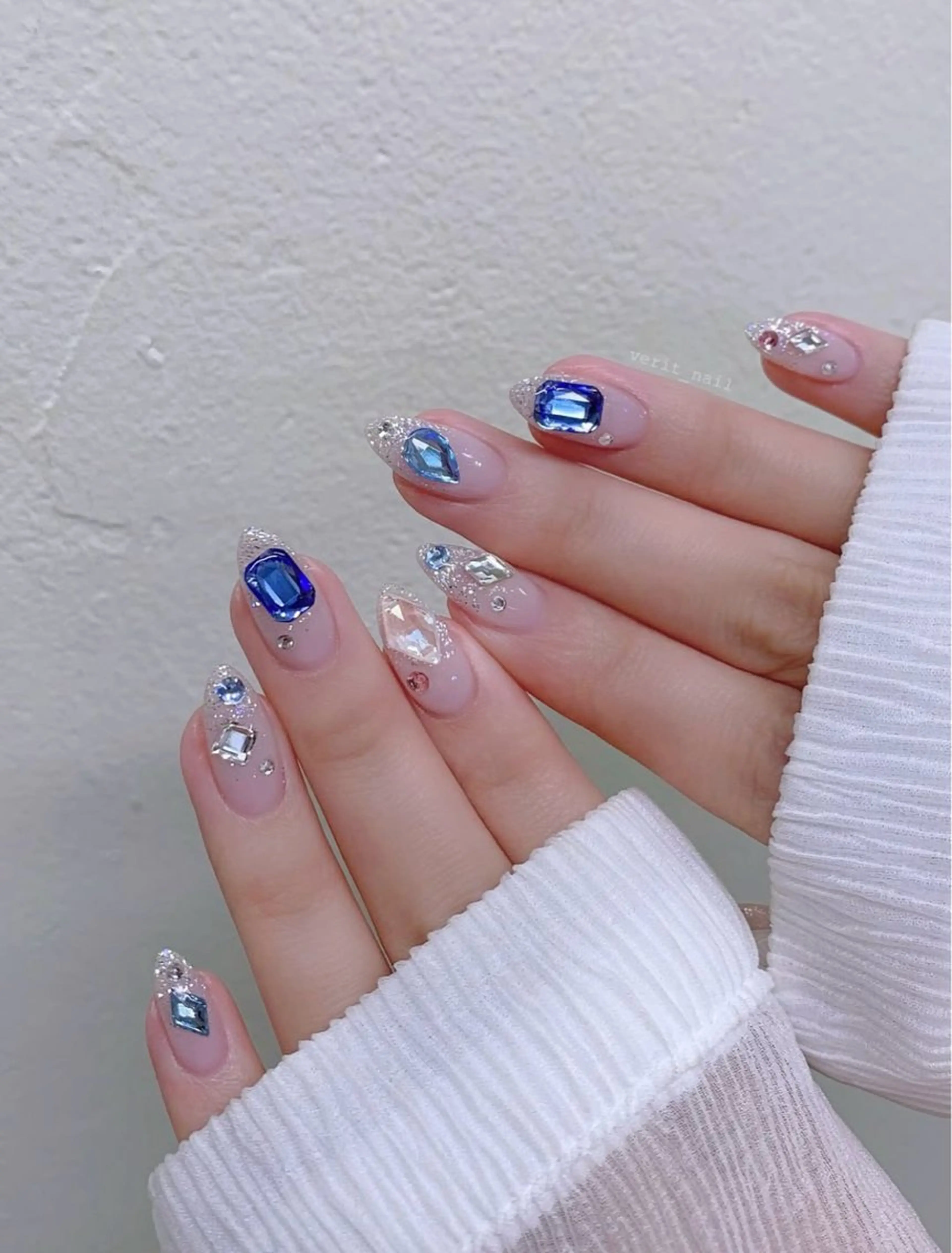 ネイル グラデーション ラメ(グリッター) ハンドネイル JISOO ANA.CHUOのネイルデザイン