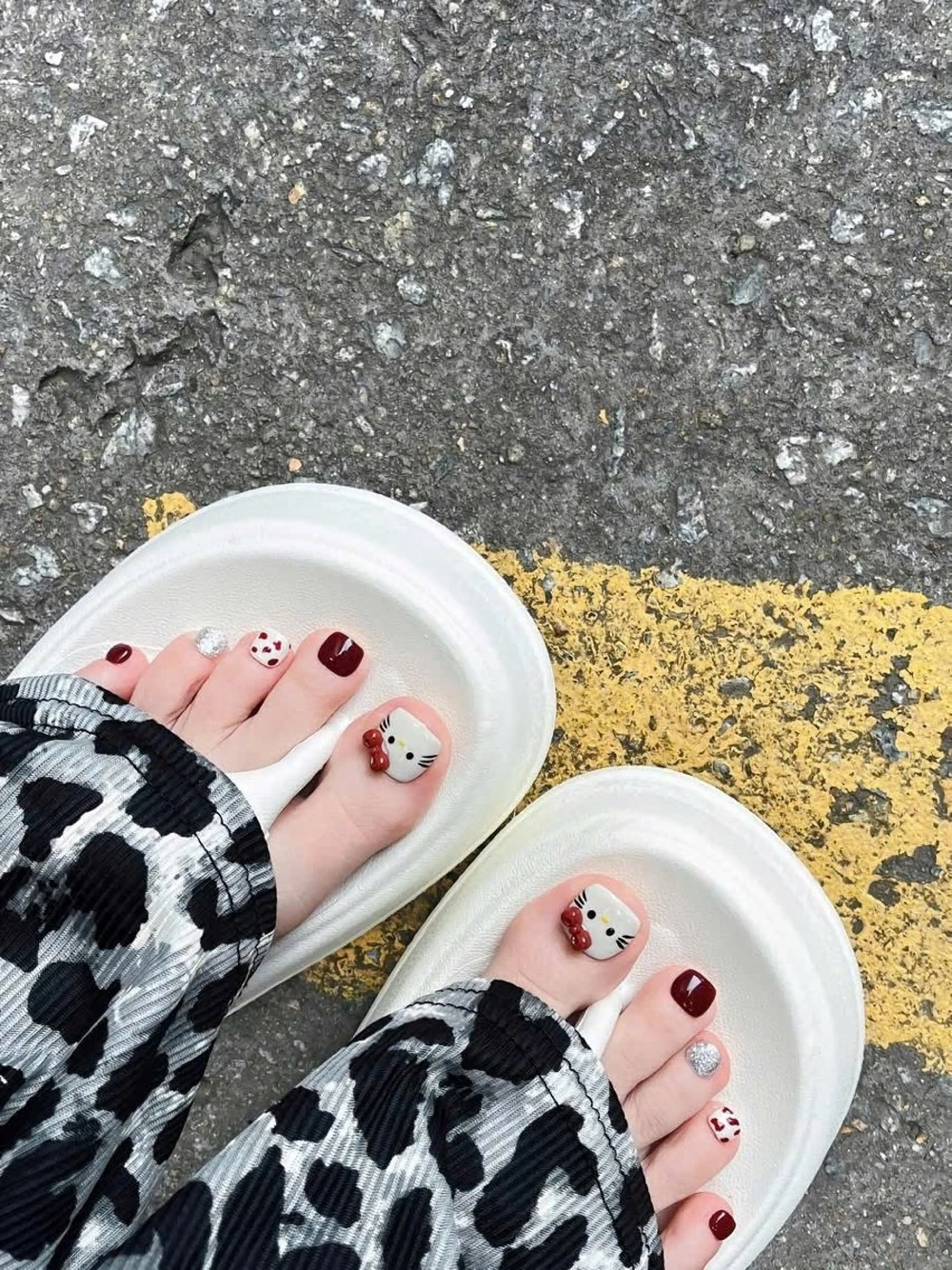 ネイル オーロラネイル クリアネイル フラッシュネイル ジェルネイル グラデーション フットネイル Amee Nailsalonのネイルデザイン
