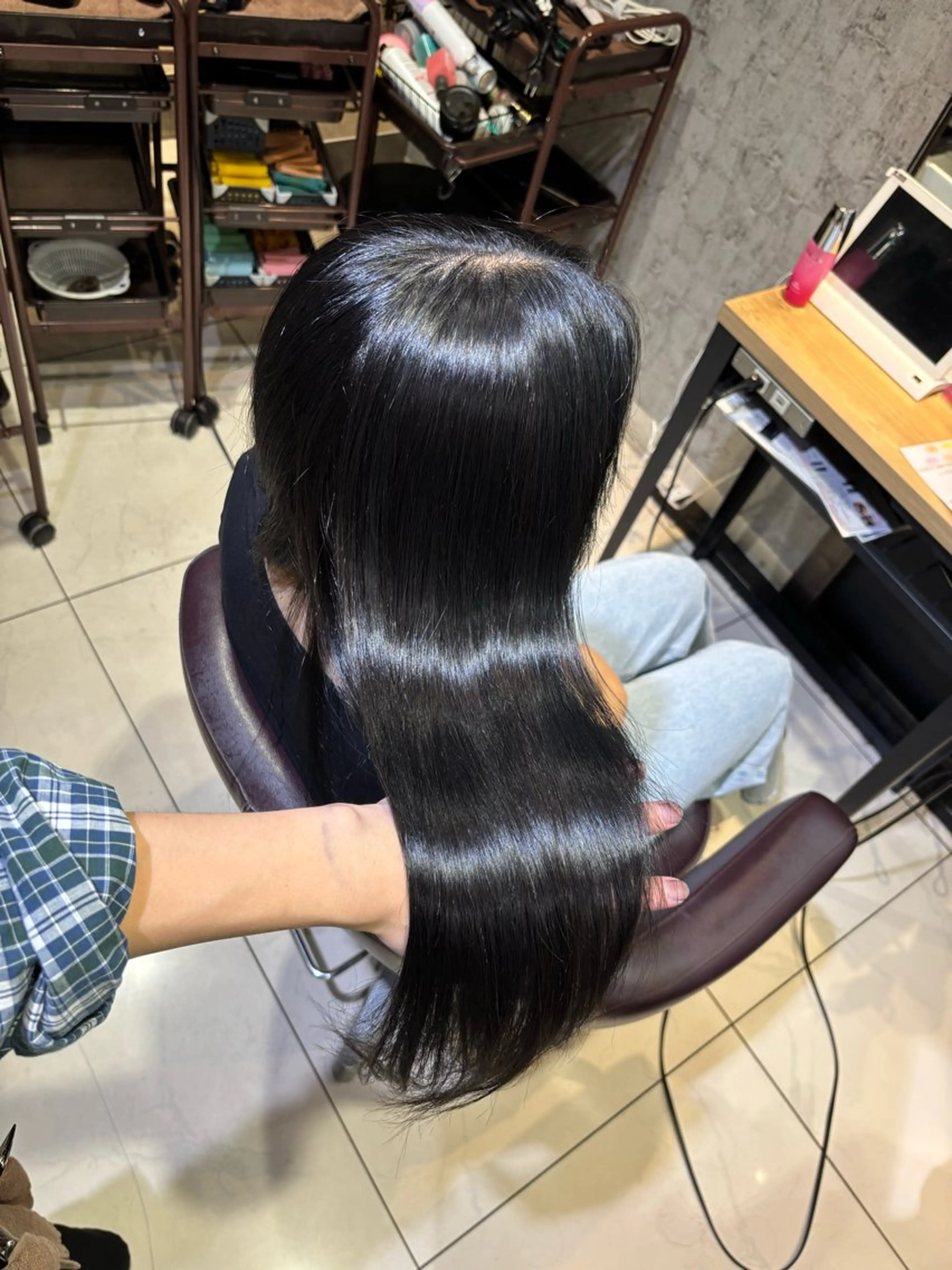 ロング カラー カット ヘアカラー トリートメント 🦋レイヤー✖︎ 髪質改善🦋リョウヤのヘアスタイル