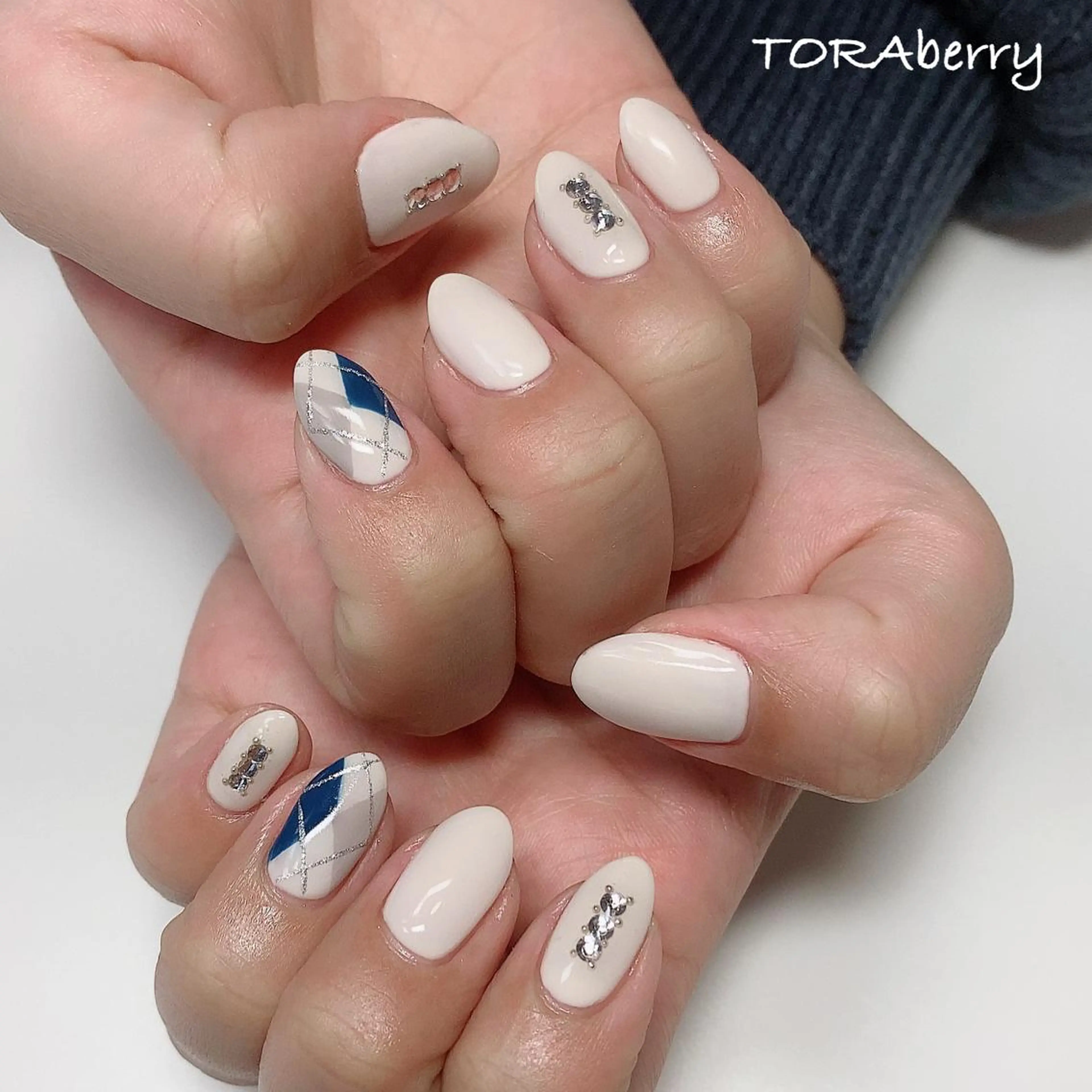 ネイル ハンドネイル ネイリスト なつみのネイルデザイン