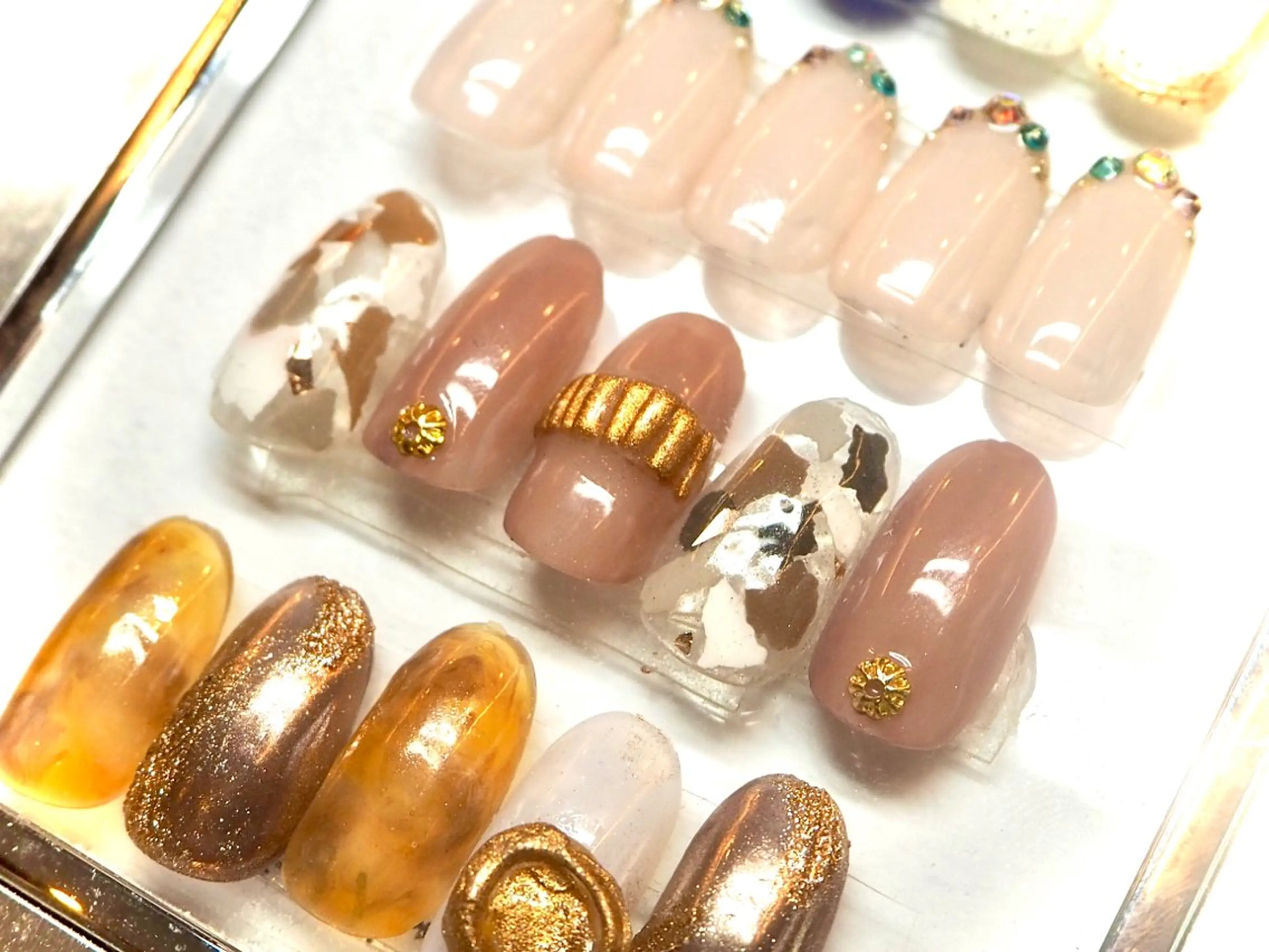 ネイル アートネイル オーロラネイル べっ甲ネイル ジェルネイル 韓国ネイル ハンドネイル clover nailのネイルデザイン